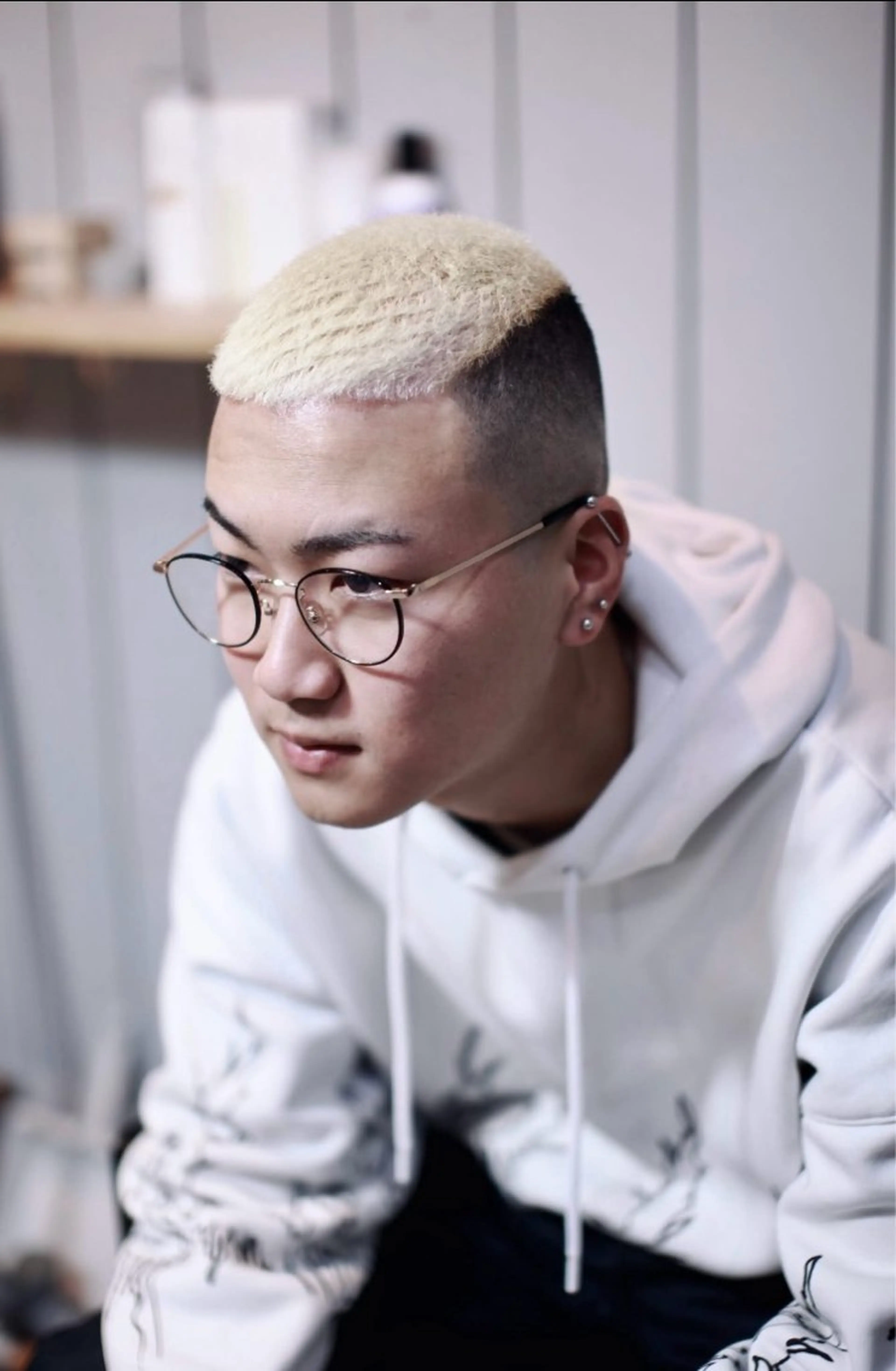 ショート カラー メンズ カット ヘアカラー トリートメント 大西 カズマのヘアスタイル