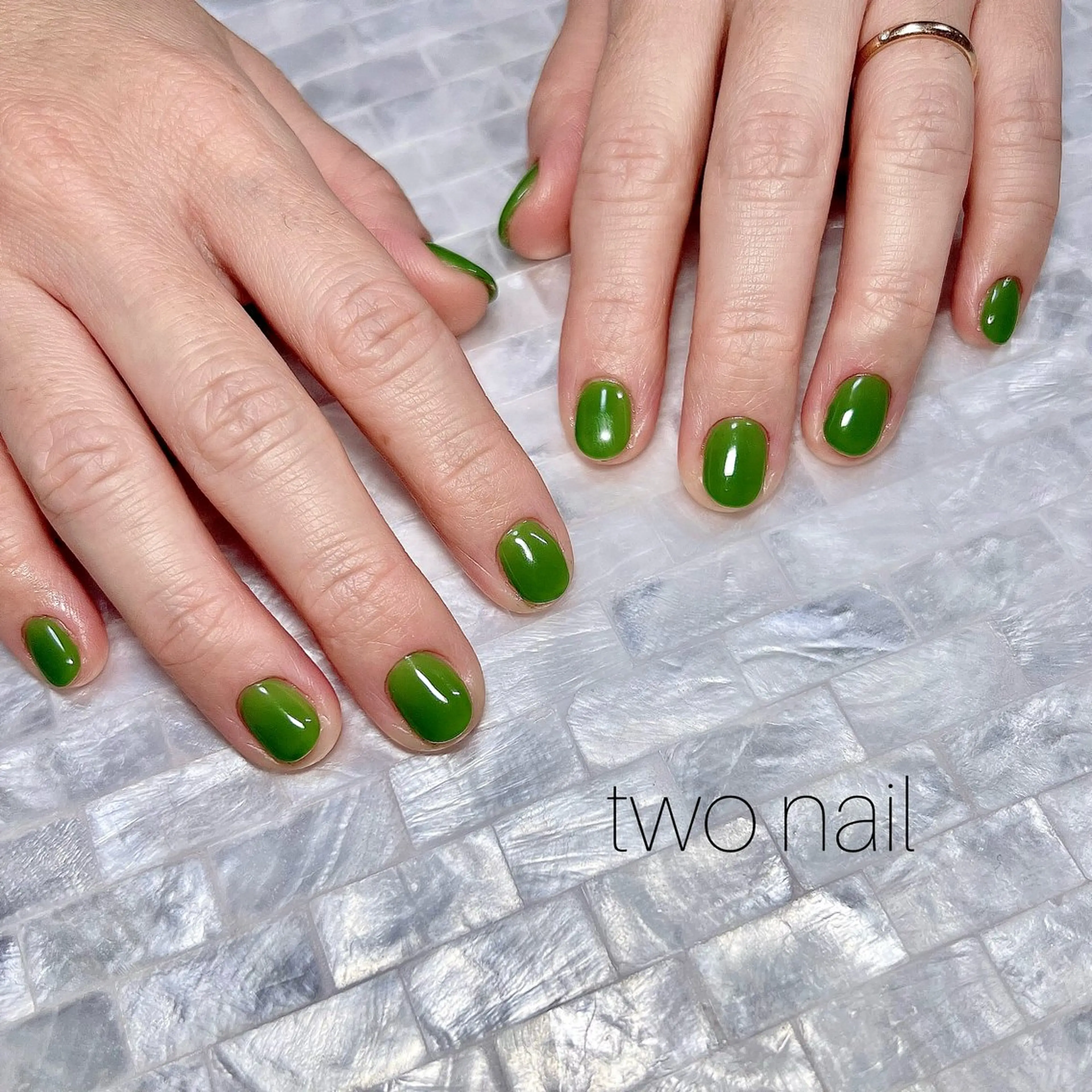 ネイル ネイルチップ ホワイト ハンドネイル two nailのネイルデザイン