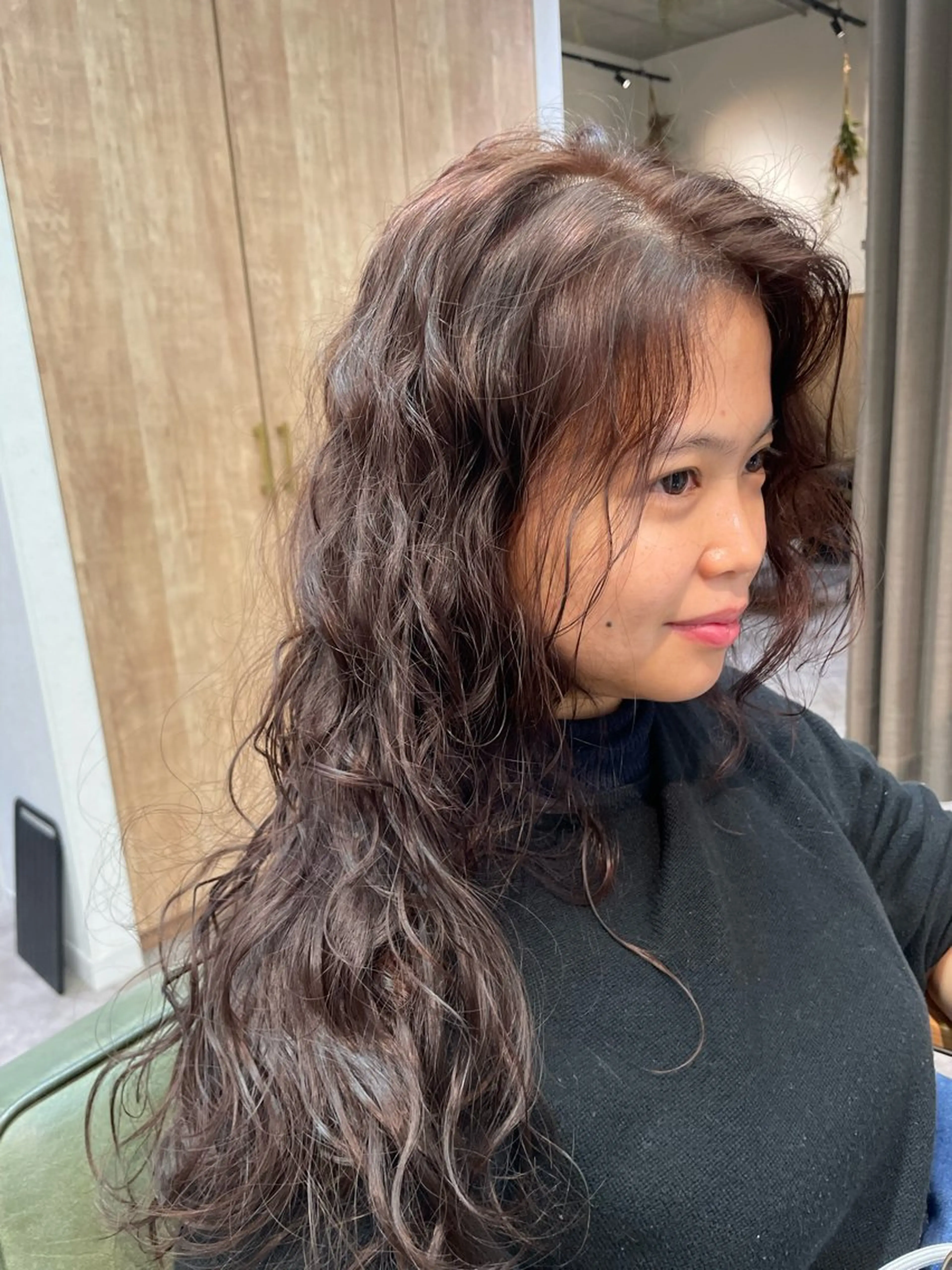 ロング カラー パーマ カット ヘアカラー パーマ トリートメント Toiro 横浜所属・🎀レイヤー/パーマ カラー/ai🎀のヘアスタイル