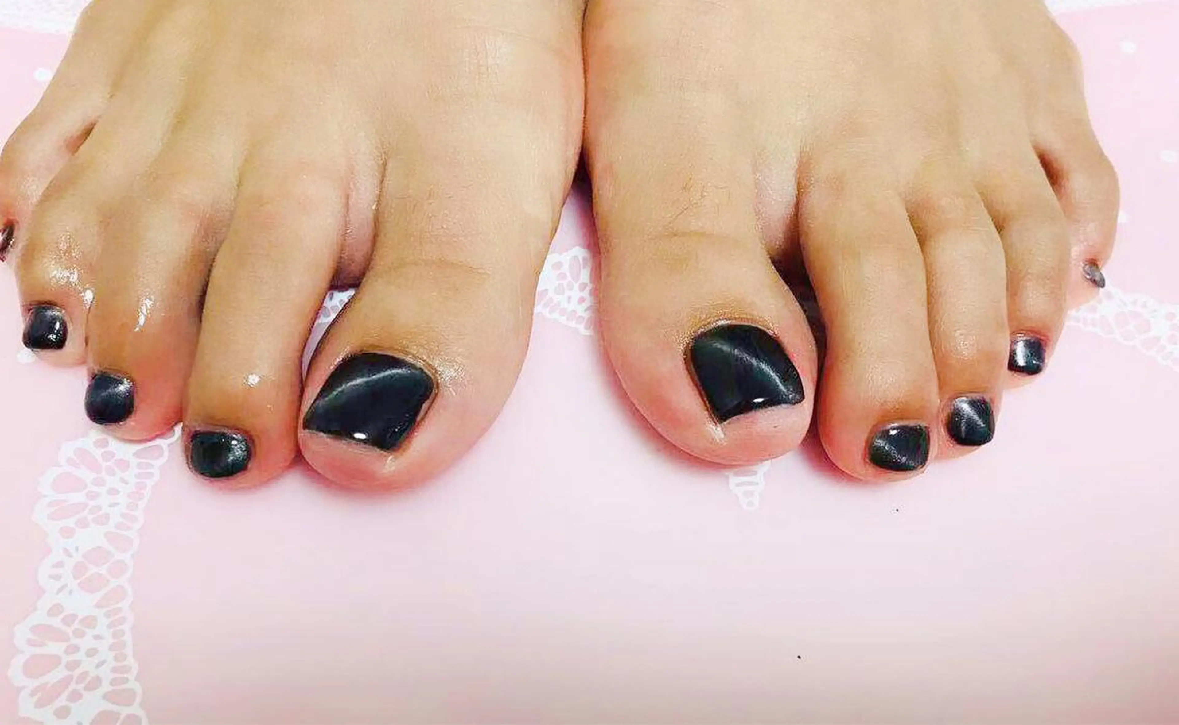 ネイル フットネイル マジック ミラーのネイルデザイン