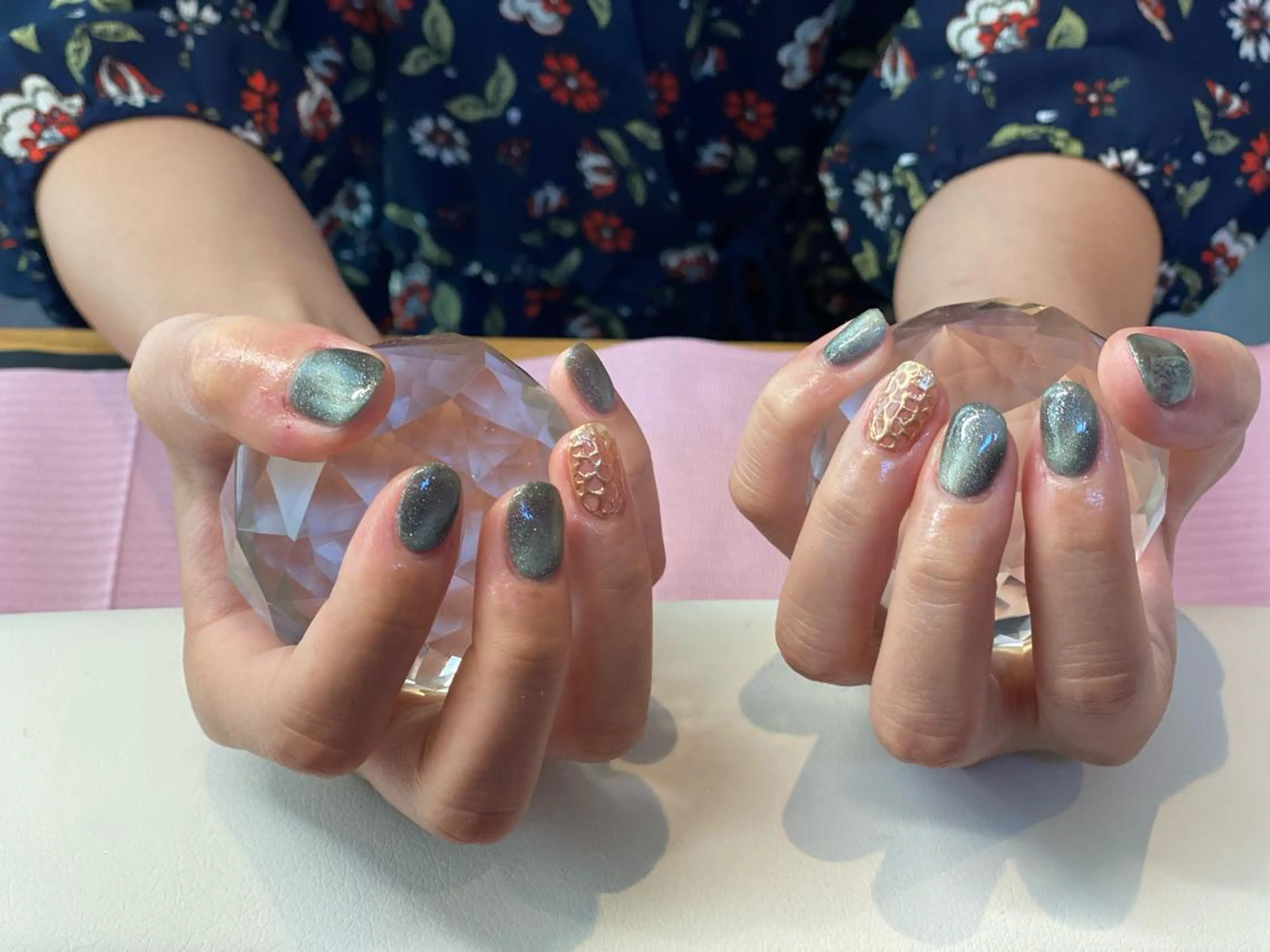 ネイル 長谷川 奈緒美のネイルデザイン