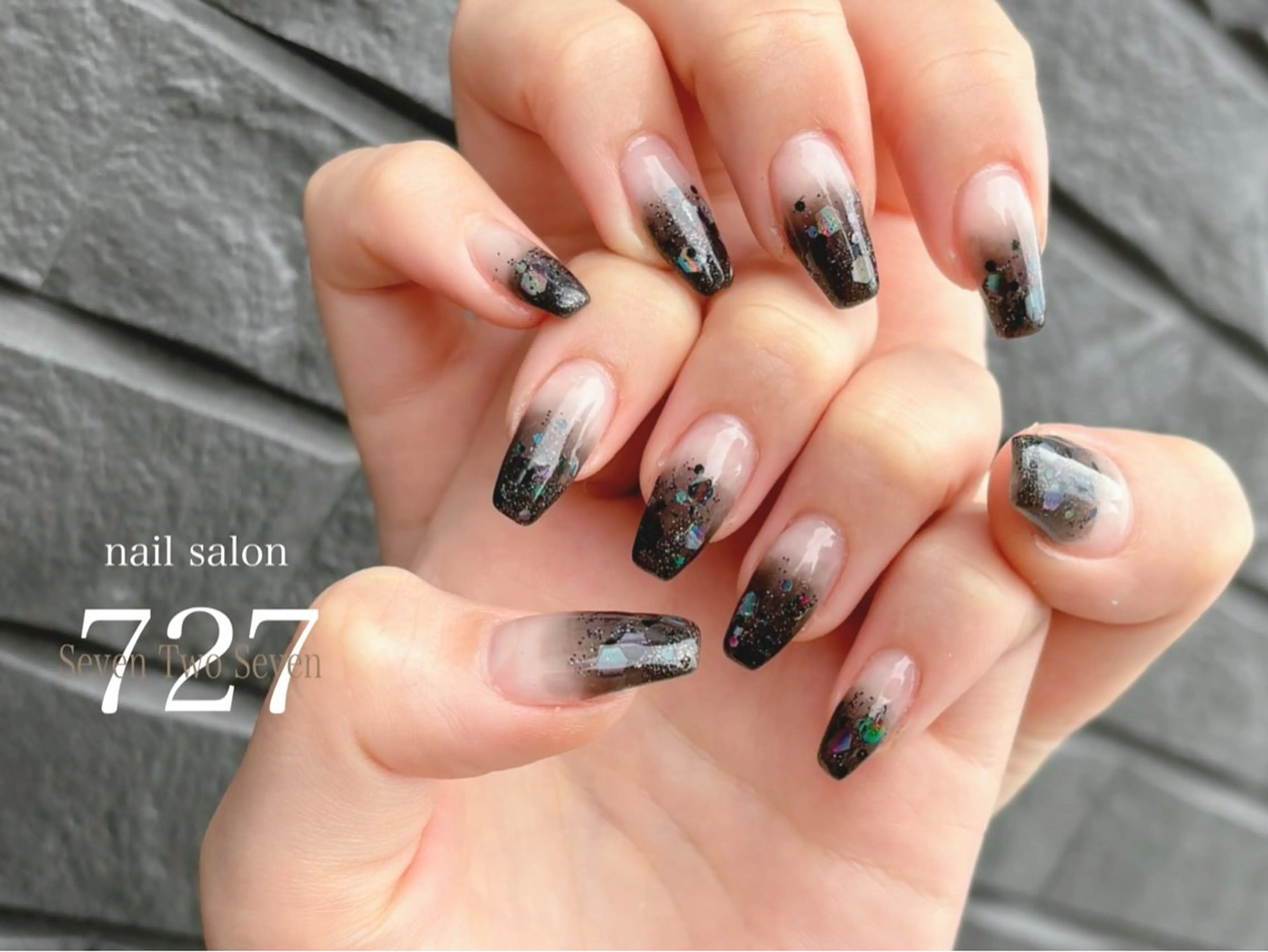 ネイル 727 nailのネイルデザイン