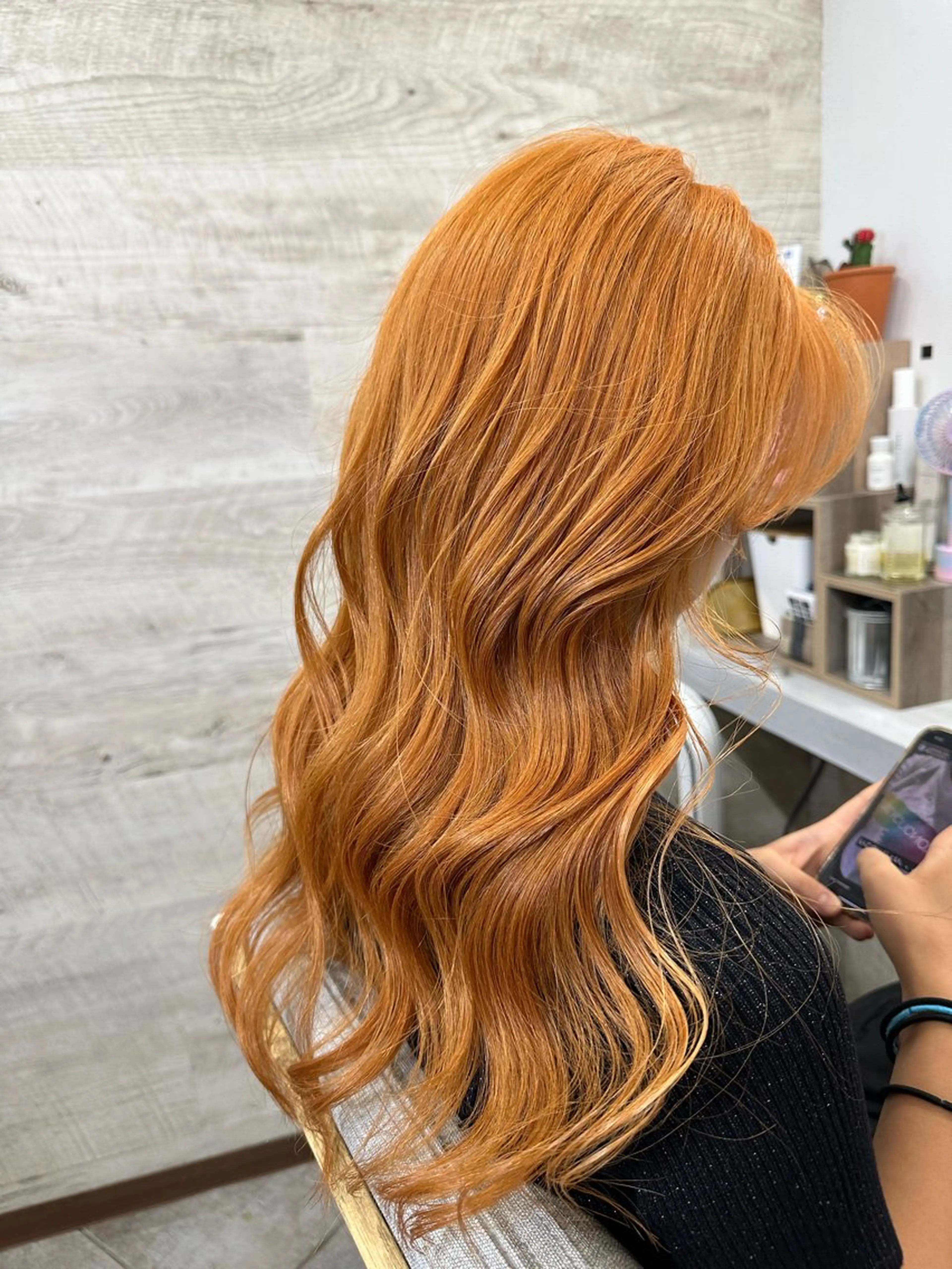 セミロング カラー ブリーチ koheiのヘアスタイル