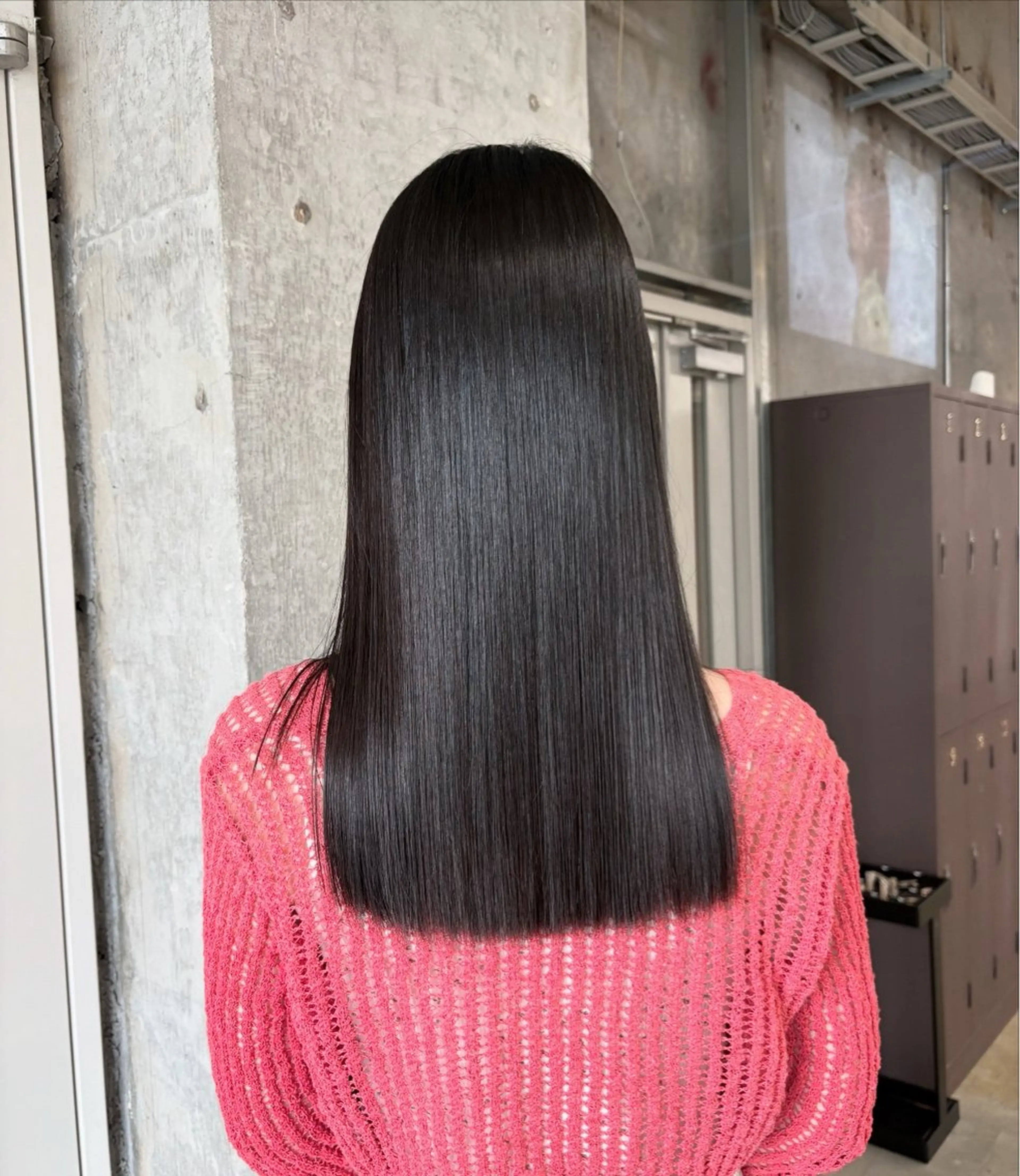 【💫3月限定💫】ダメージレスでうる艶髪🫧酸性ストレート⚠️長さ料金ありの写真