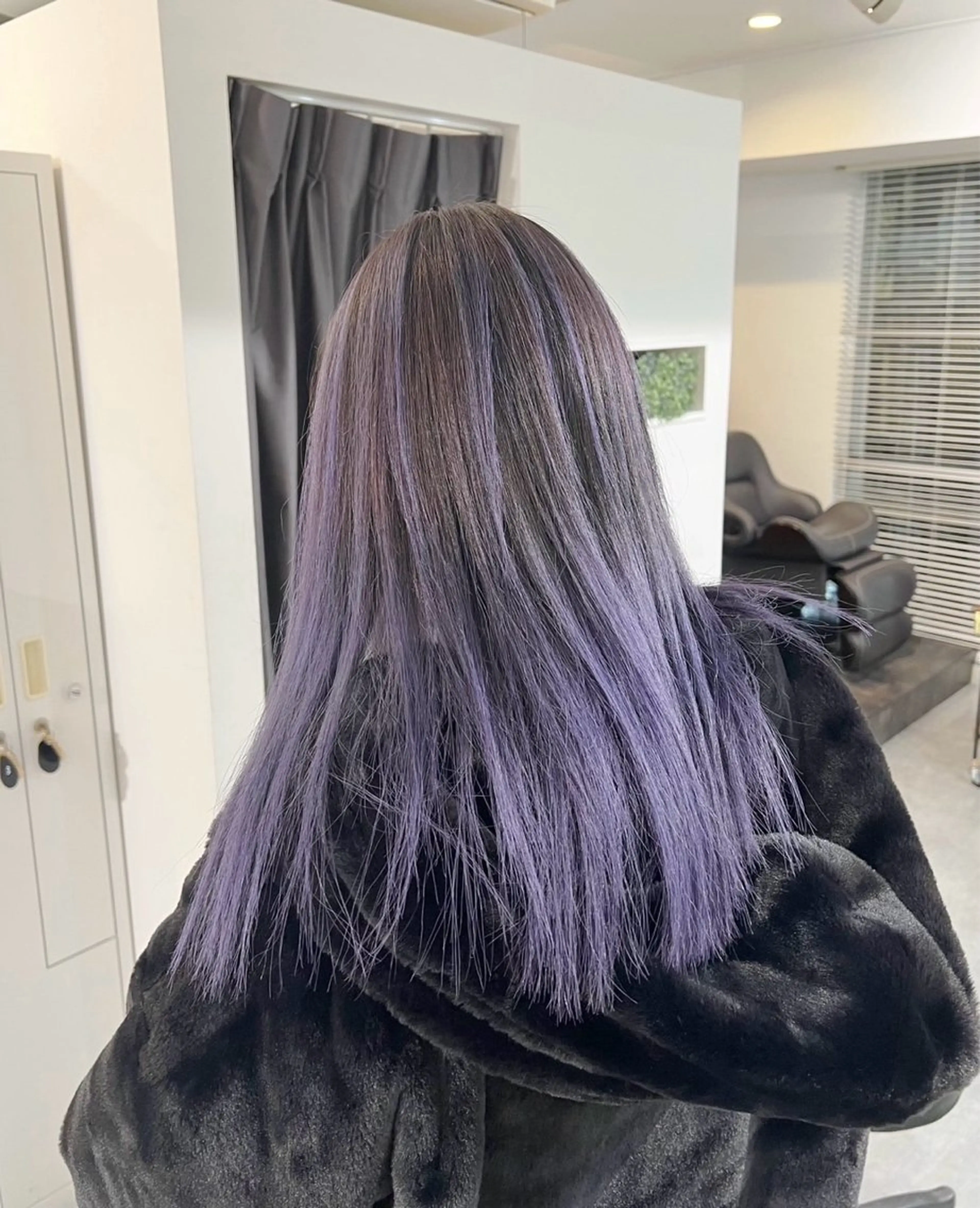 セミロング カラー バレイヤージュ ラベンダーカラー レイヤーカット ヘアカラー トリートメント ROBIN所属・指名数No.1 /NAOYAのヘアスタイル