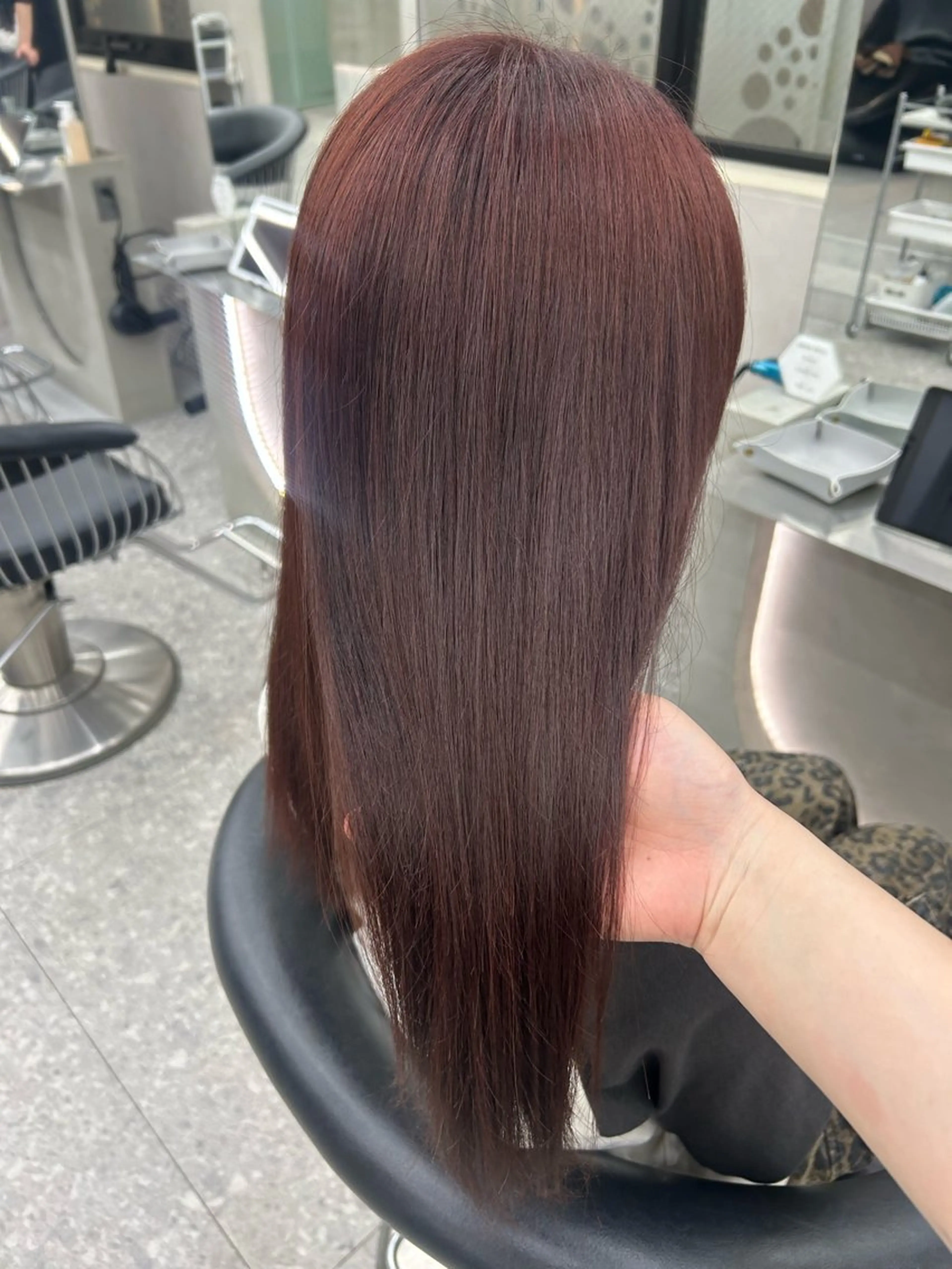 カラー ブリーチ ダブルカラー ブリーチなしカラー レッドカラー ヘアカラー トリートメント あ い か 🎀 レイヤーカットのヘアスタイル