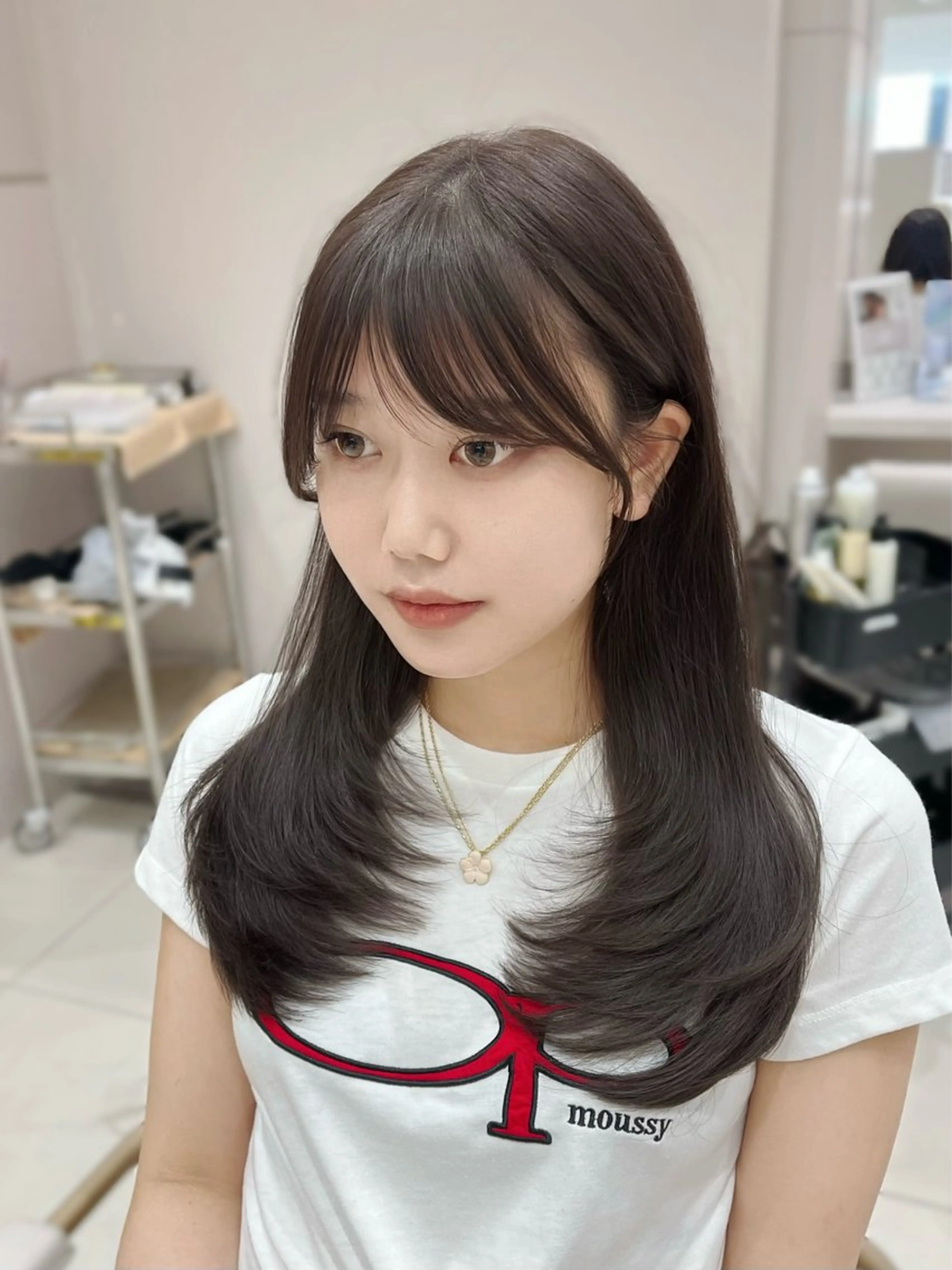 ロング カット ヘアカラー トリートメント 透明感カラー/似合わ せ前髪/柴田礼空のヘアスタイル