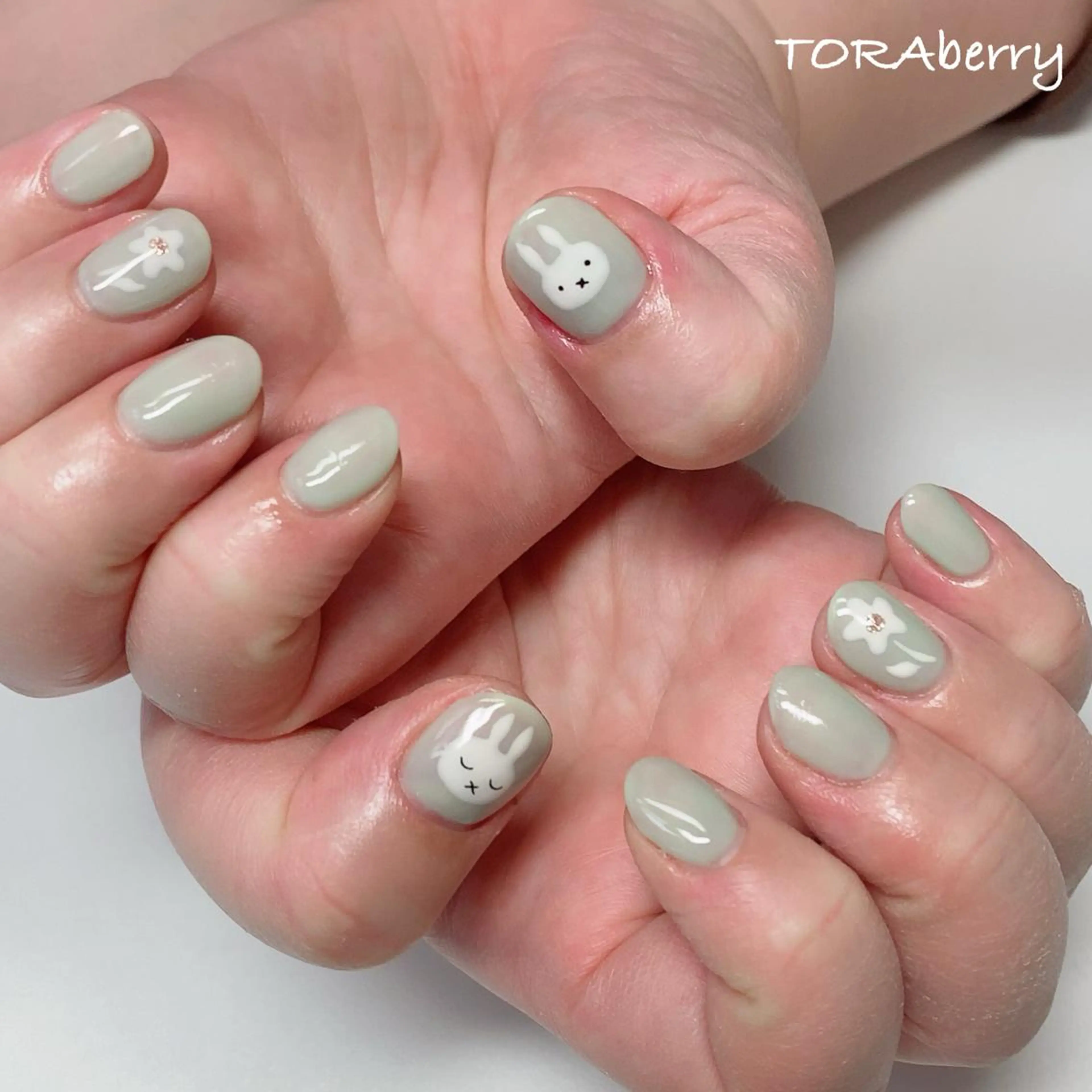 ネイル ネイリスト なつみのネイルデザイン