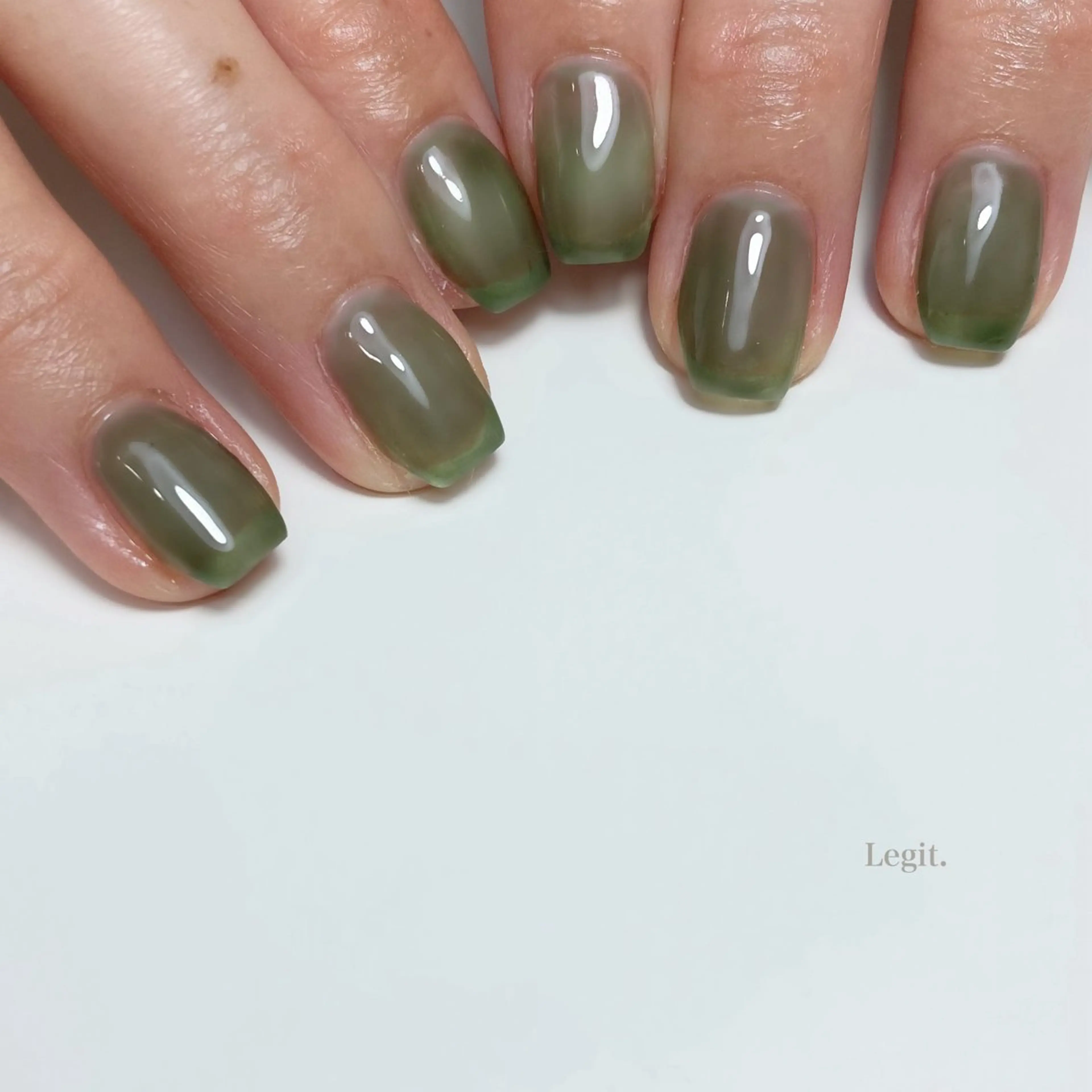 ネイル Legit nail salonのネイルデザイン