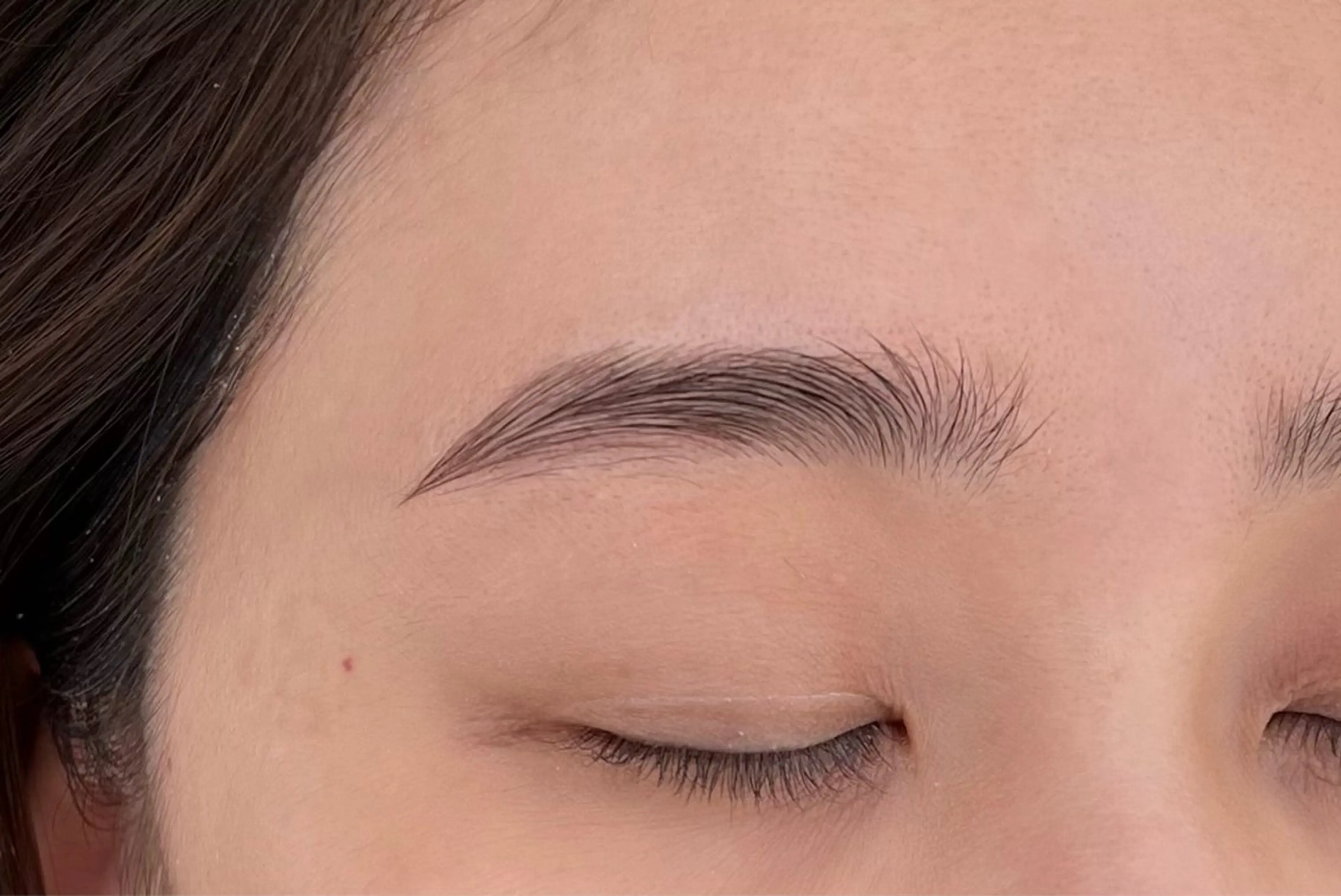 アイブロウ 山内 美乃莉のマツエク・マツパデザイン