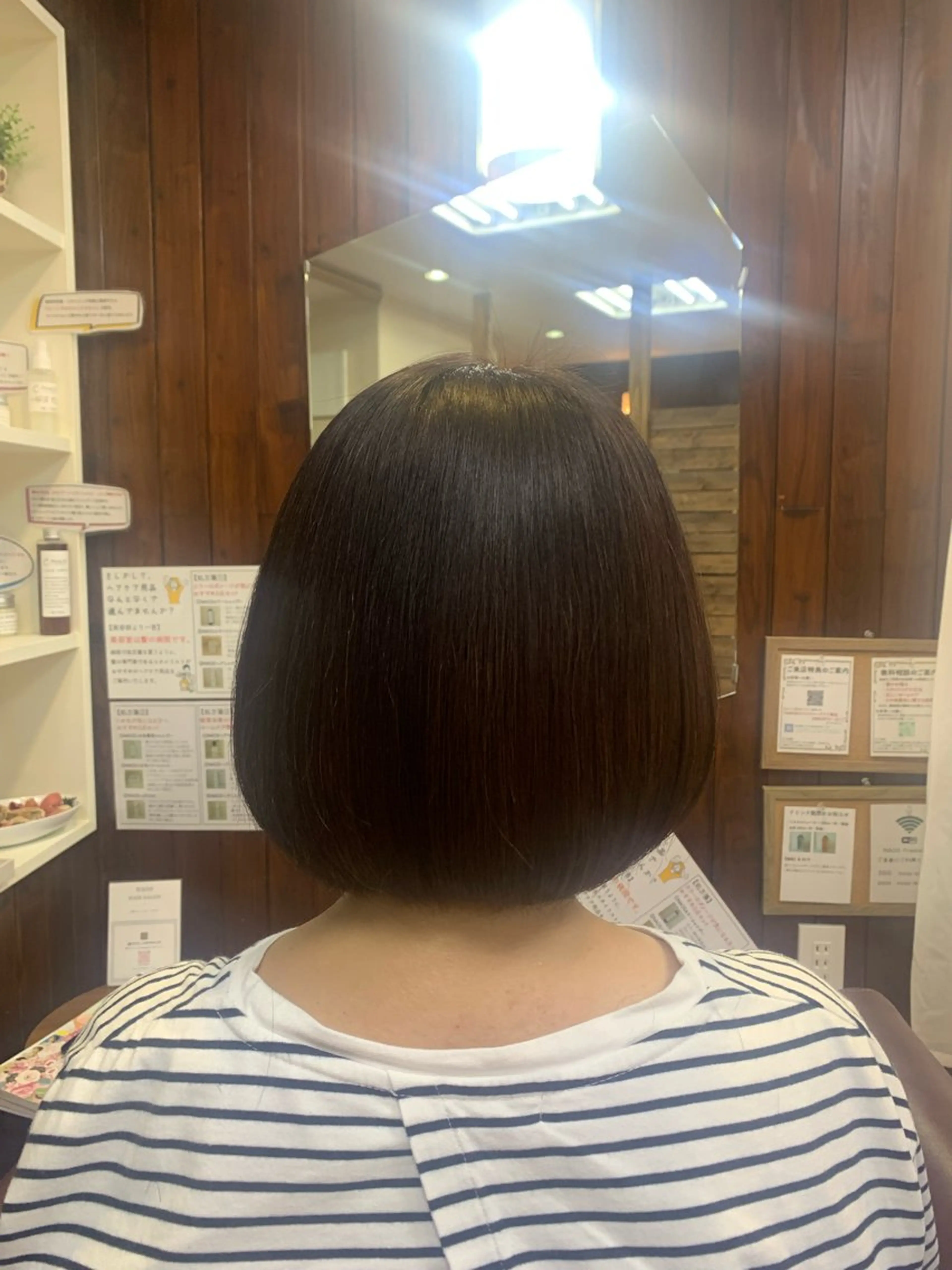 ミディアム ボブ くせ毛 トリートメント (髪質改善NAOS) EMIのヘアスタイル