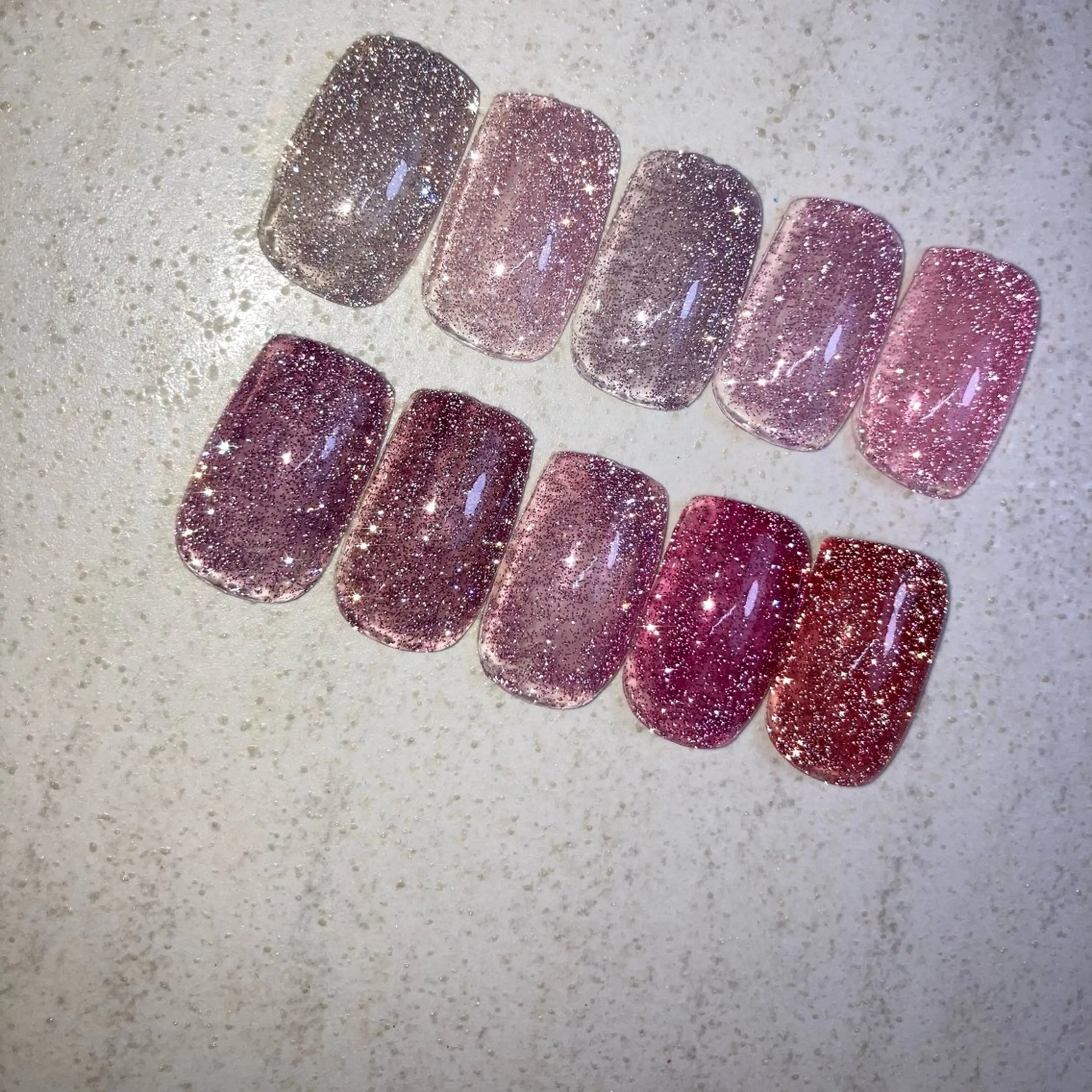 ハンドフラッシュネイルの写真