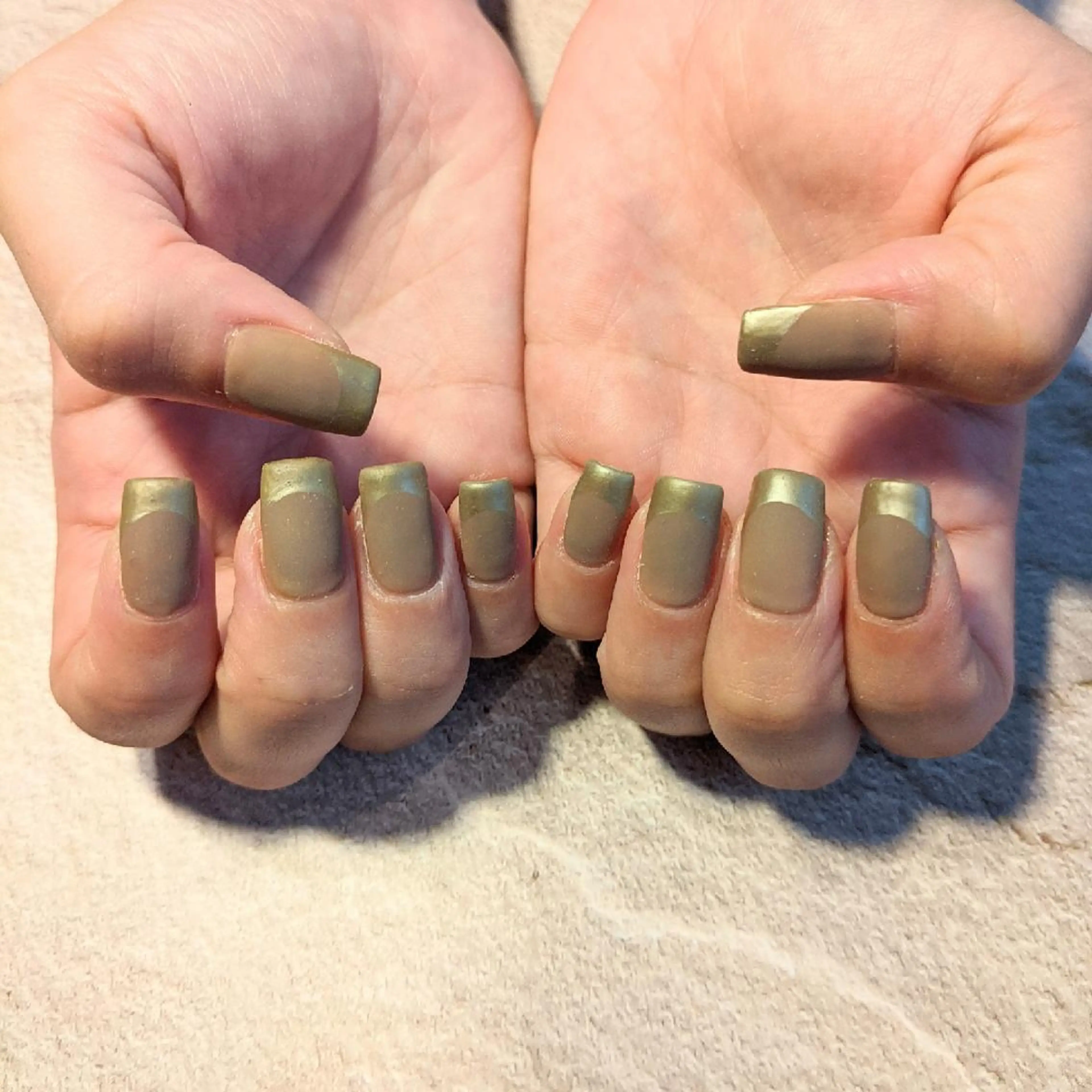 ネイル ｱｲﾗｯｼｭ ﾈｲﾙ ｻﾛﾝ つけるのマツエク・マツパデザイン