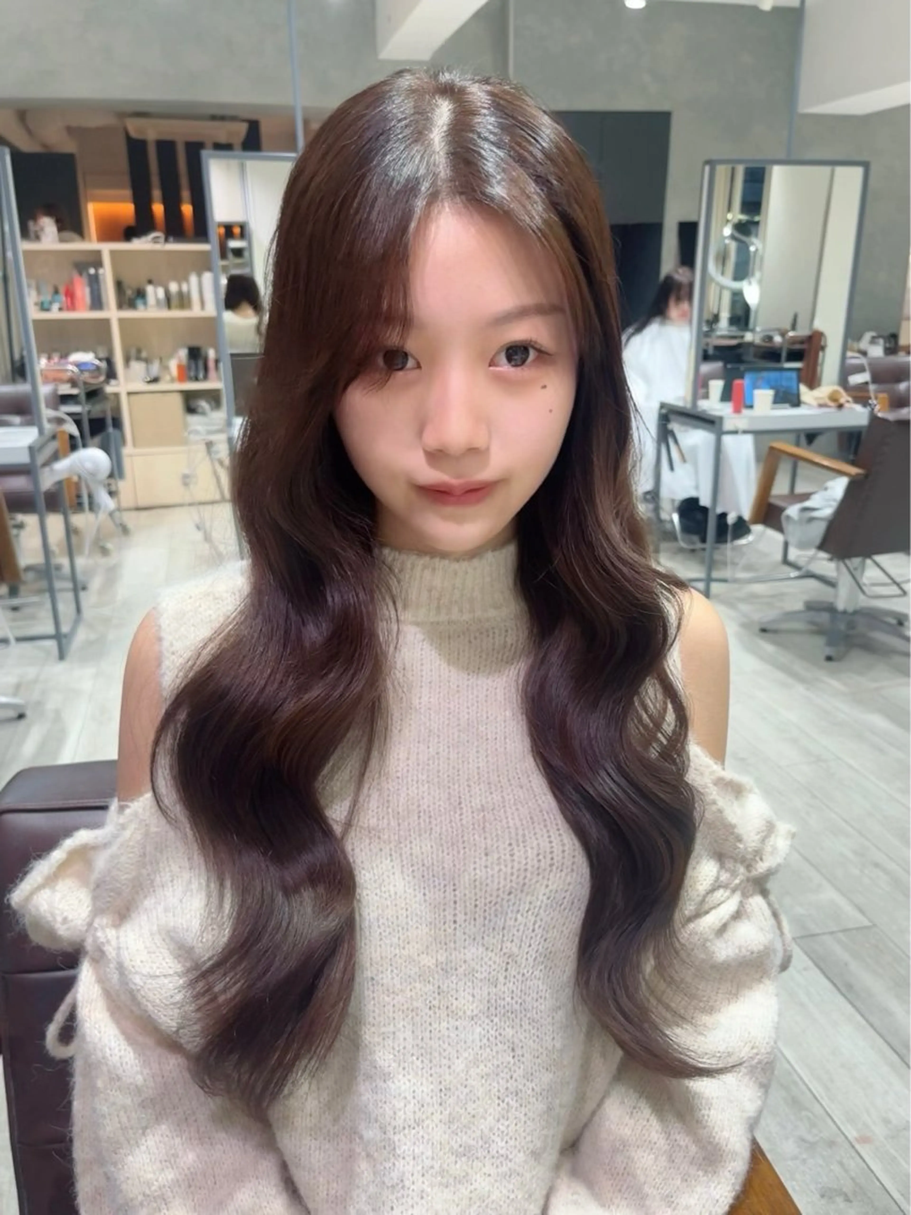 カラー 小川 龍馬のヘアスタイル