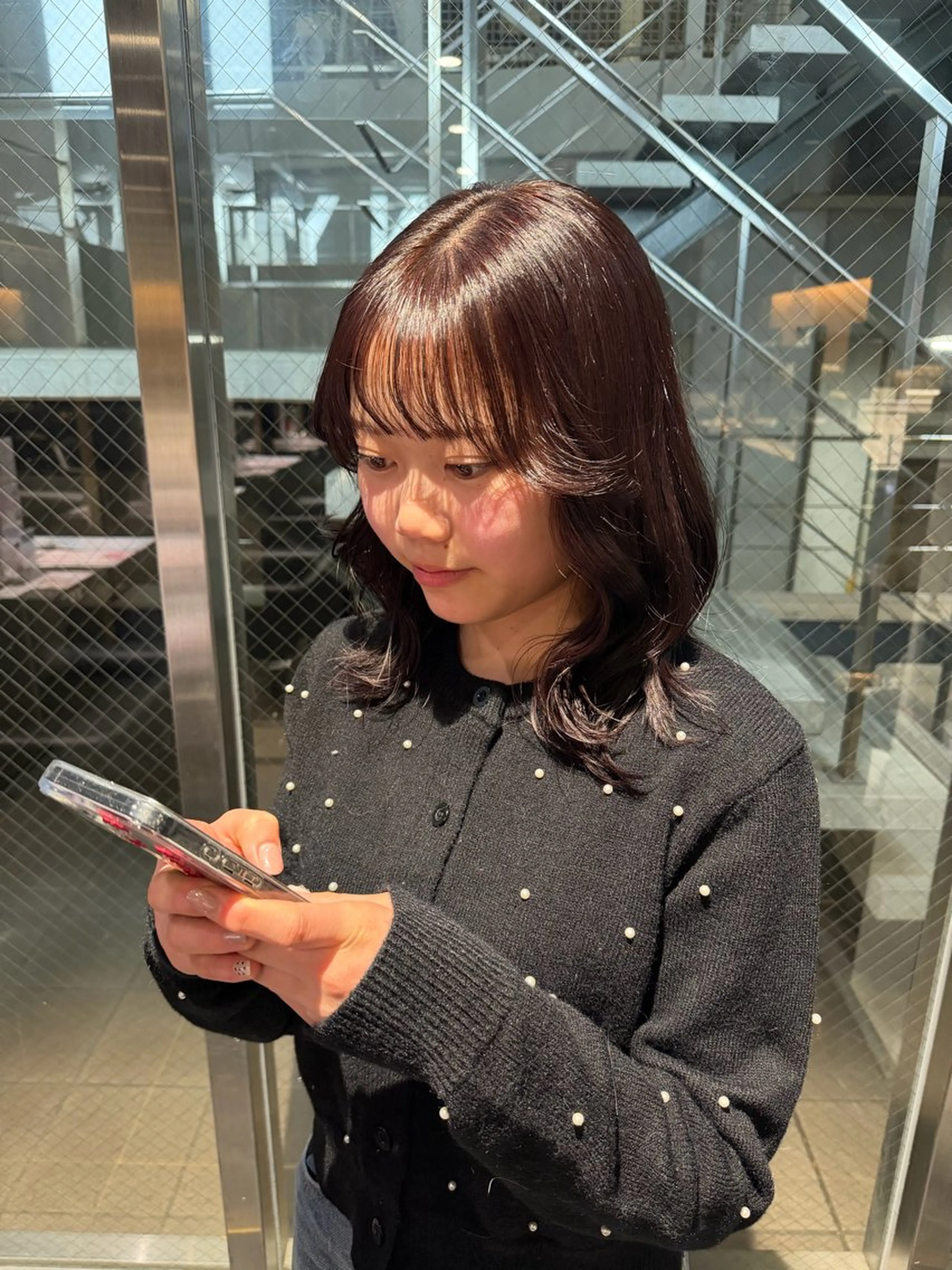 ミディアム 卒業式のヘアスタイル カット ヘアカラー 佐々木やすは/ レディースモデル募集のヘアスタイル