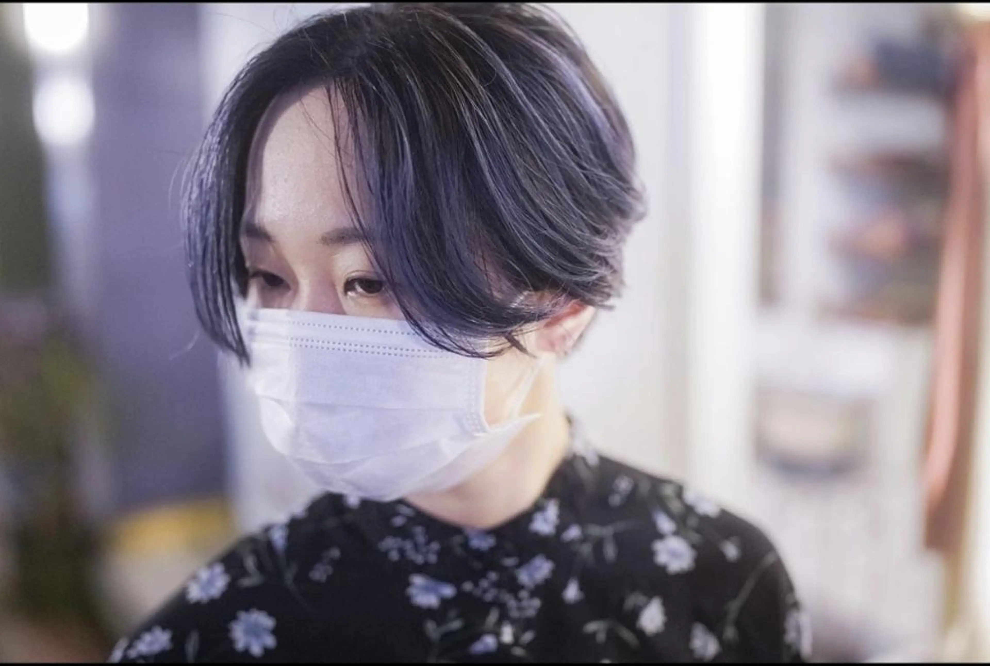 ショート カラー バレイヤージュ ブリーチ ケアブリーチ ダブルカラー パープルカラー 安藤悠里/ハイトーン /デザインカラーのヘアスタイル