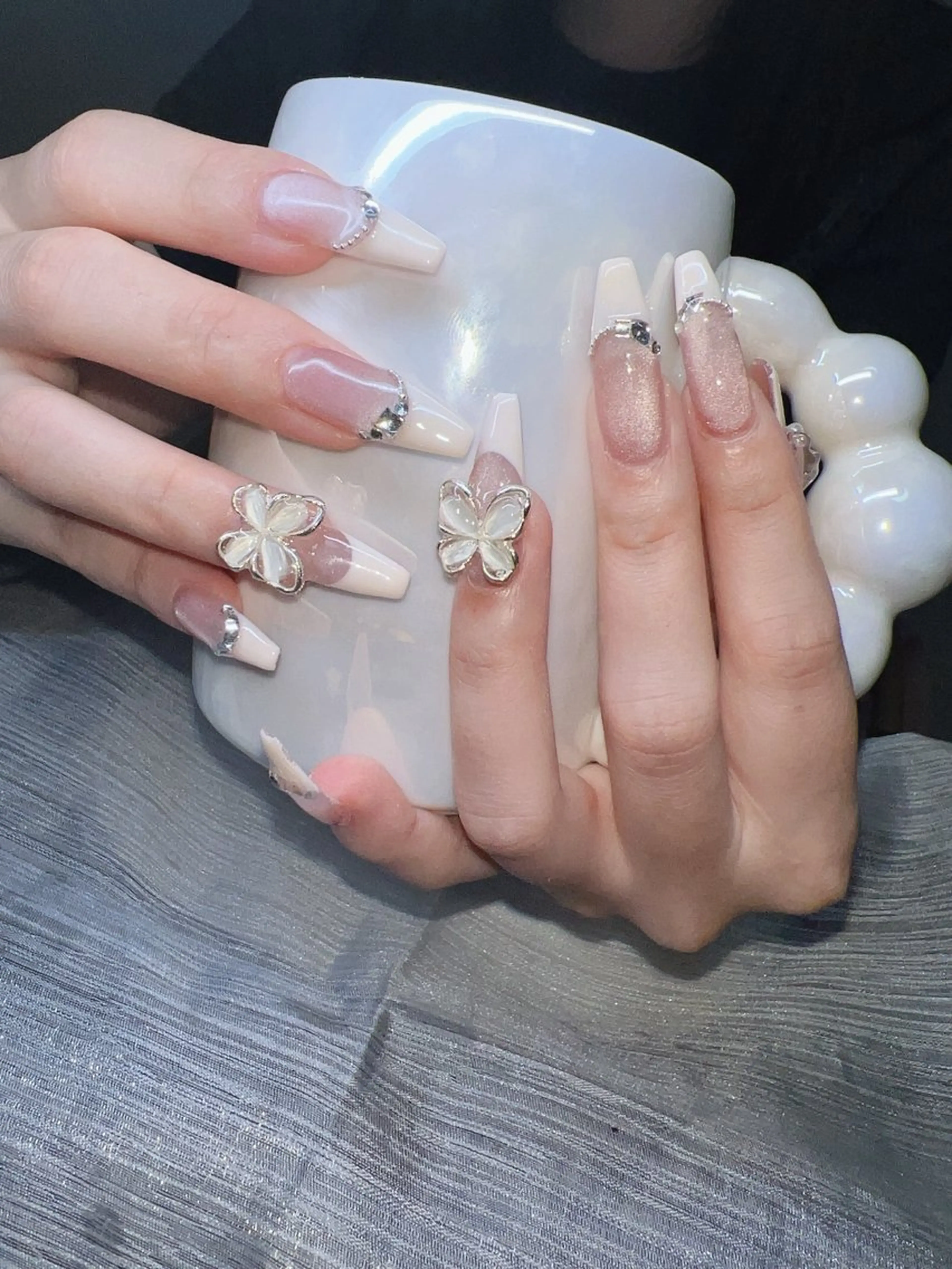 ネイル ハンドネイル Lee Nailsのネイルデザイン