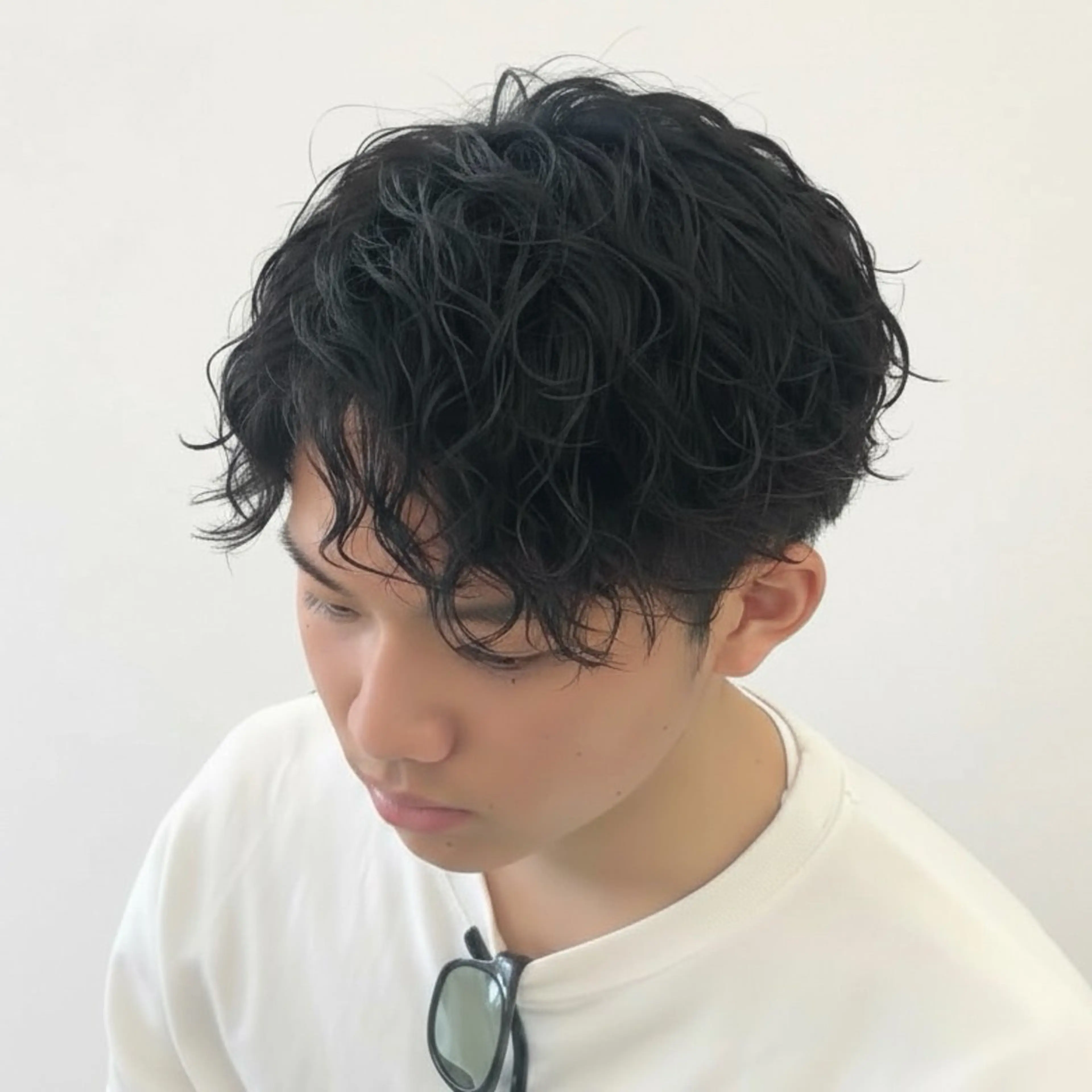 ミディアム パーマ 成瀬スパイラル パーマ清水大隼のヘアスタイル