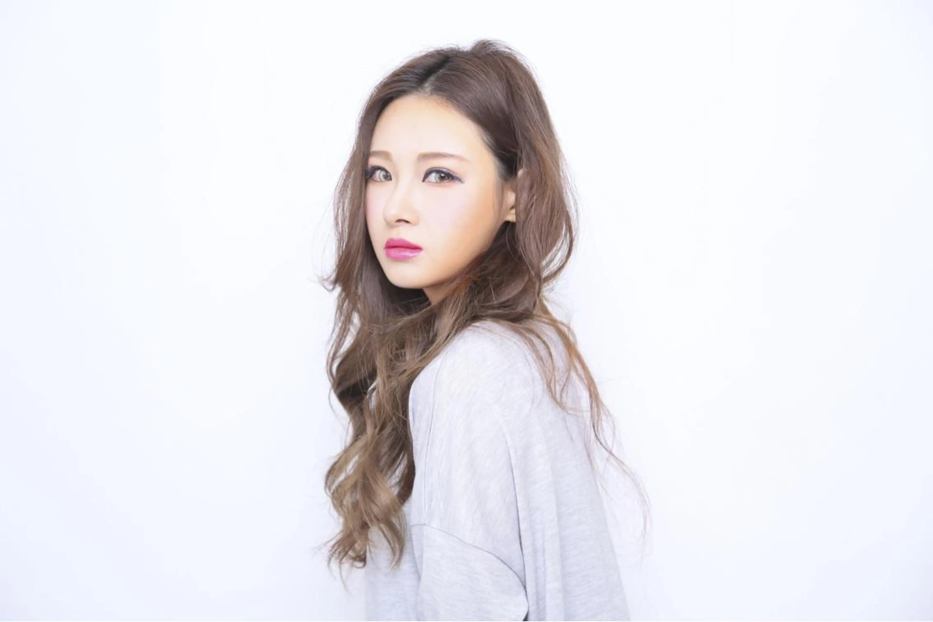 ロング カラー パーマ モテ髪透明感❤️ デイズヘアカラーのヘアスタイル