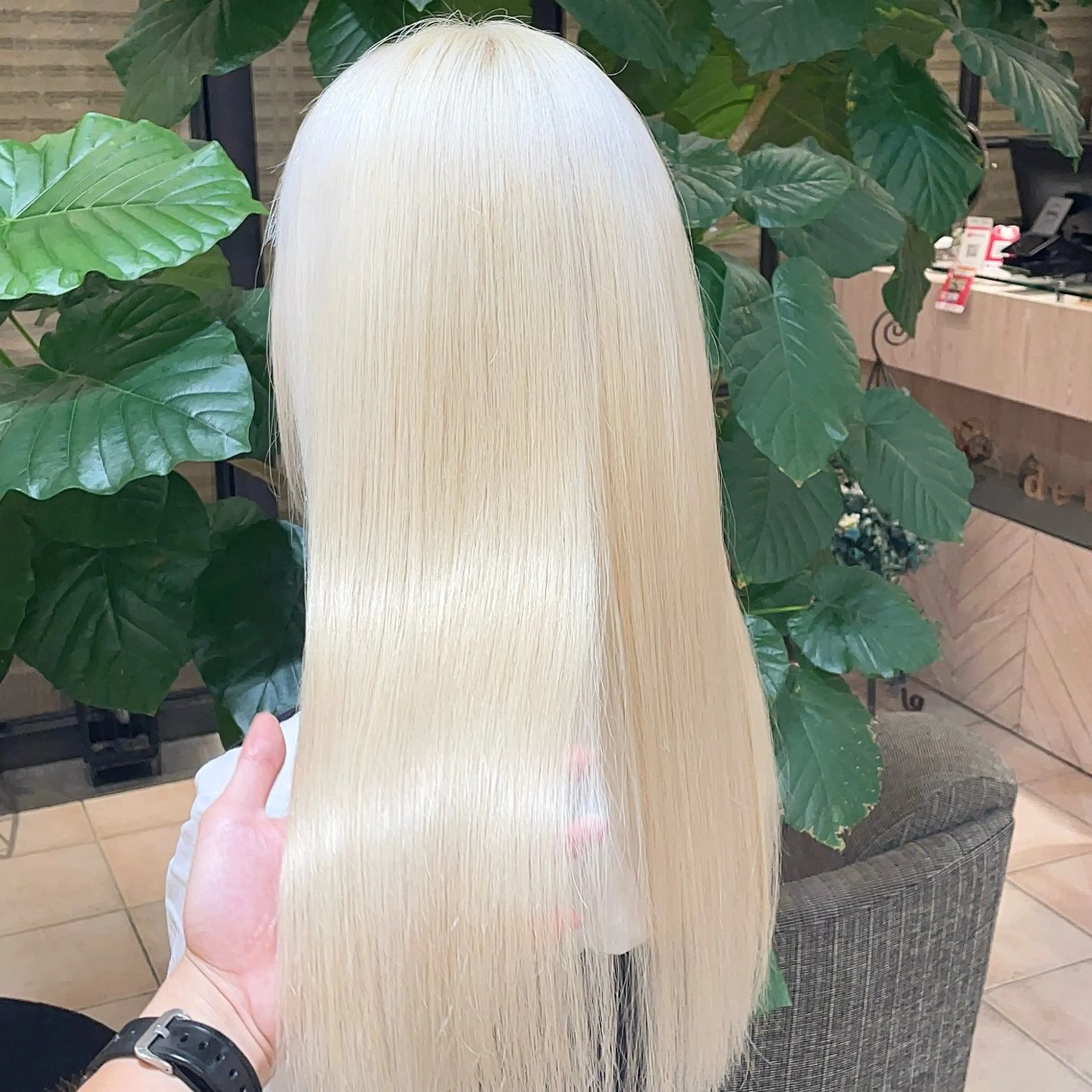 ロング カラー ブリーチ ケアブリーチ ハイトーンカラー 撮影モデル tet 店長 RIKITOのヘアスタイル