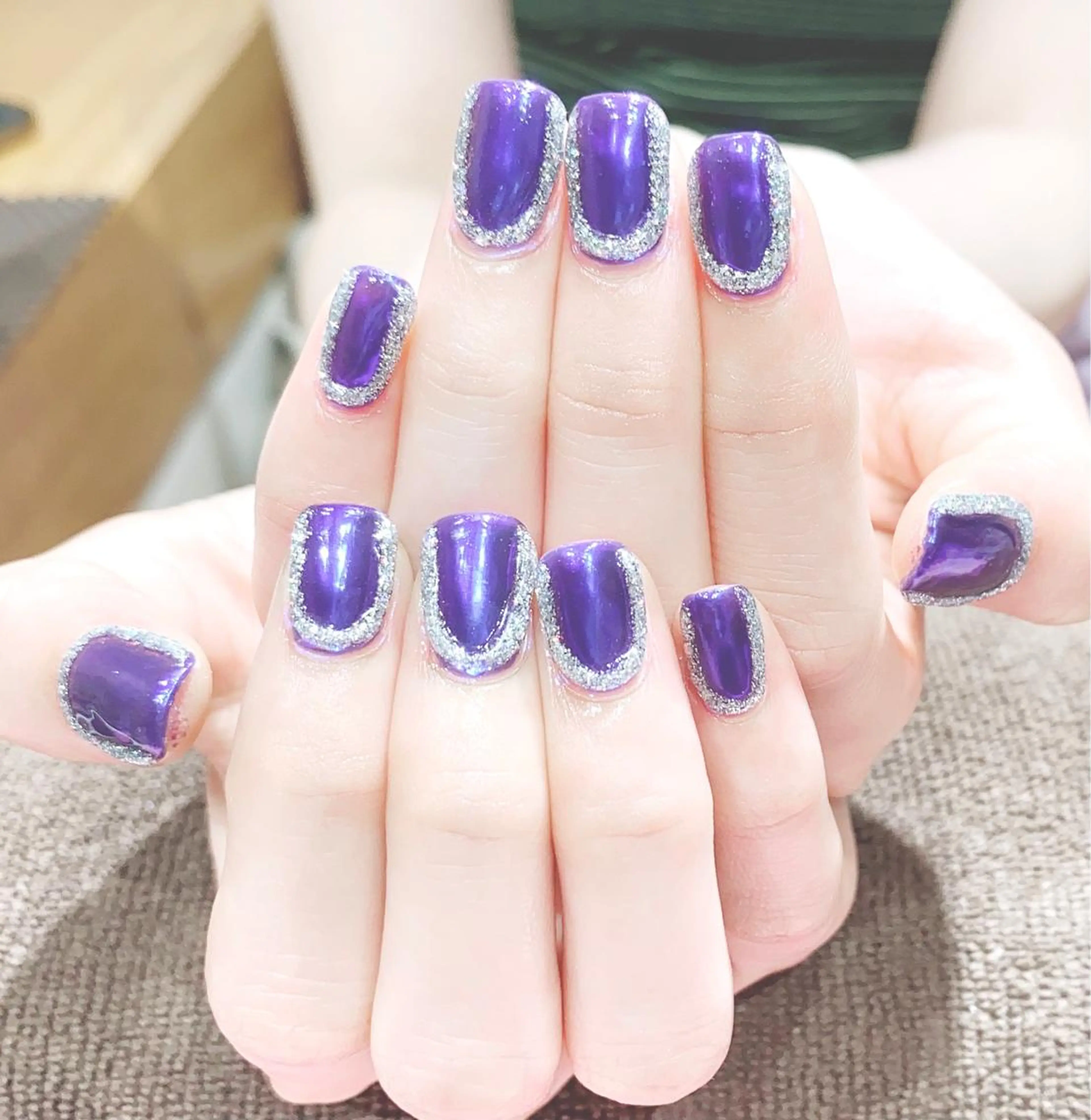 ネイル オーロラネイル ミラーネイル VIST☆ ｍａｍｉのネイルデザイン