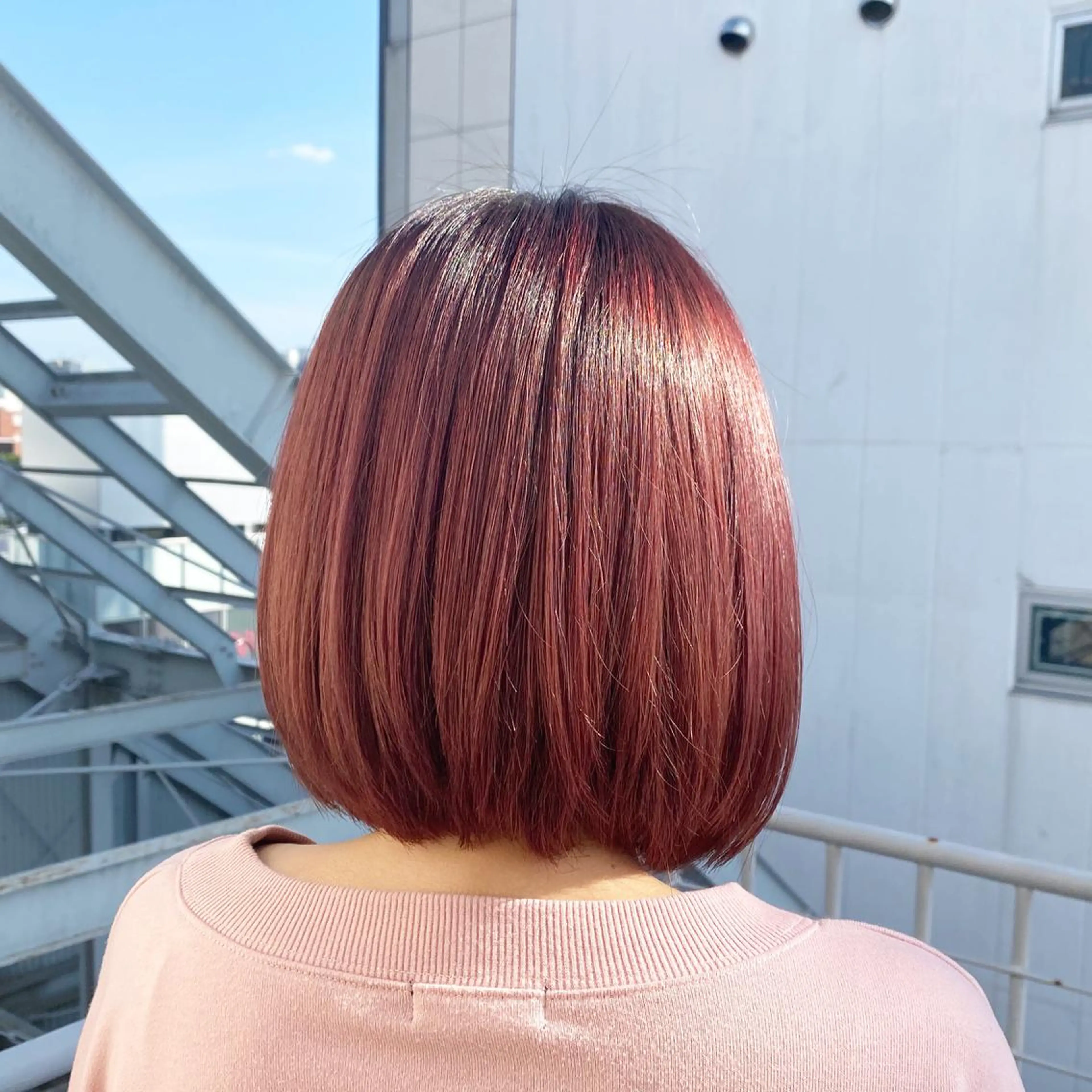 ショート カラー 🩵ブリーチカラー 🐈MIORI🩵のヘアスタイル