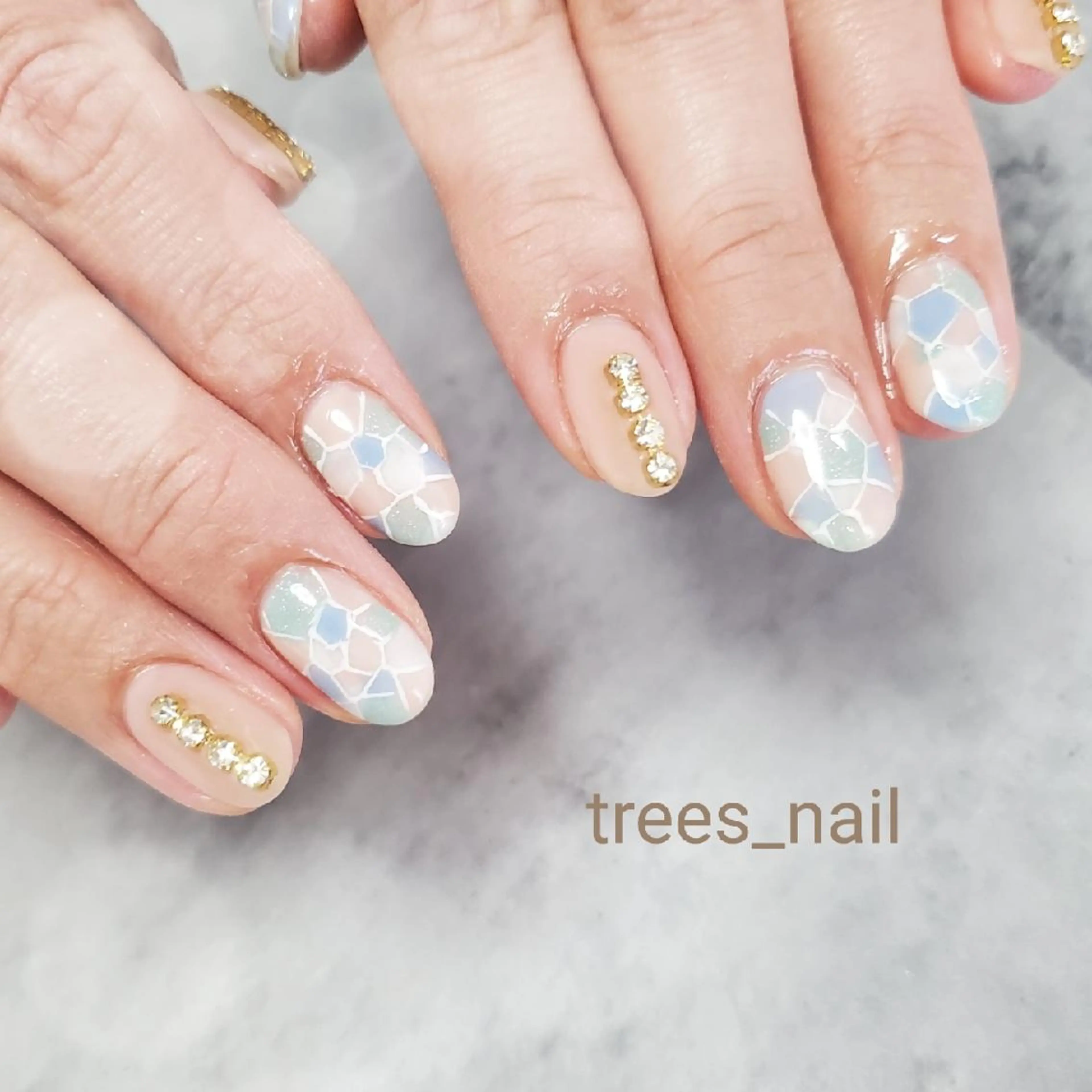 ネイル trees_ nailのネイルデザイン