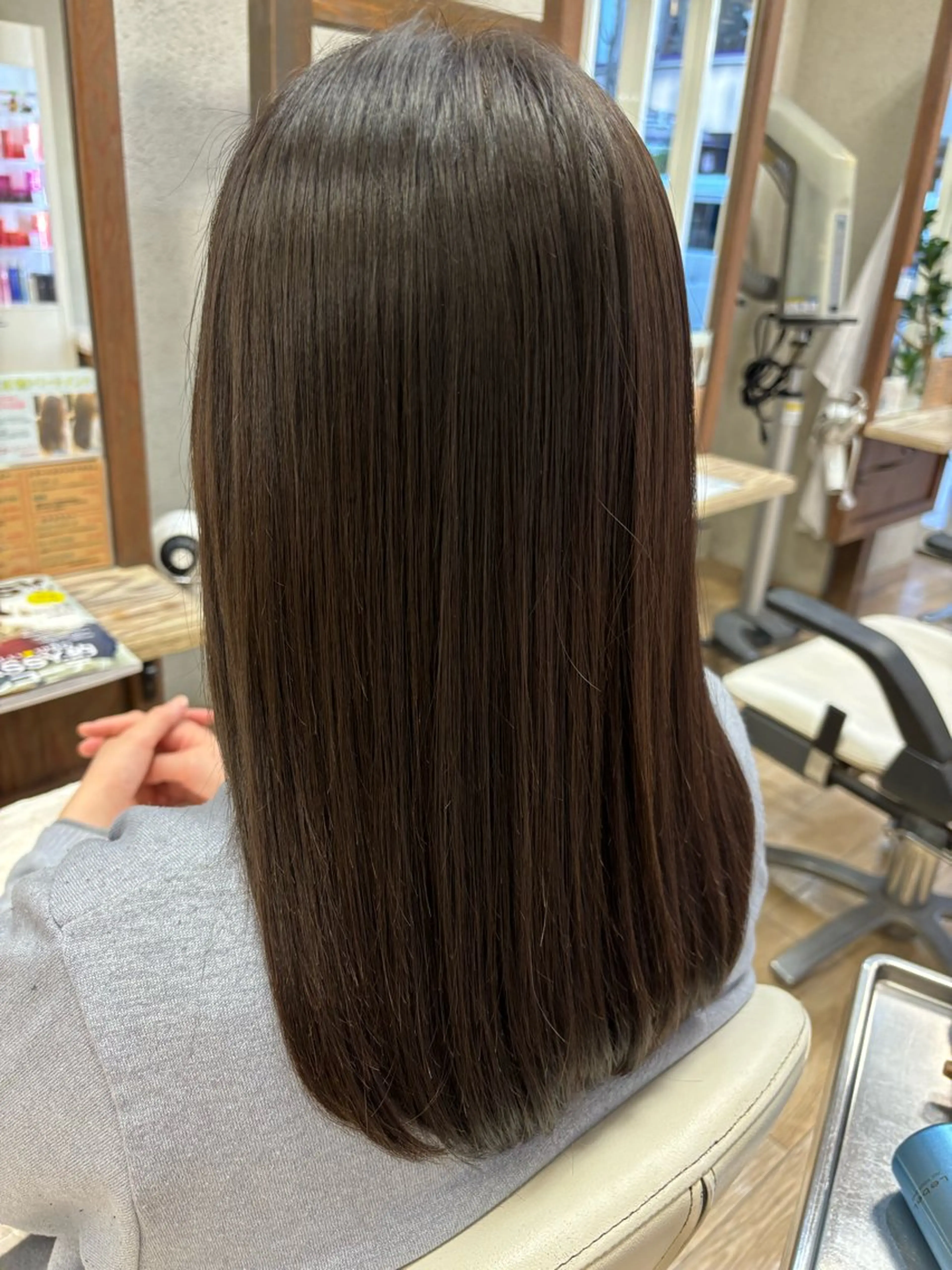 ロング 吉元 結衣佳のヘアスタイル