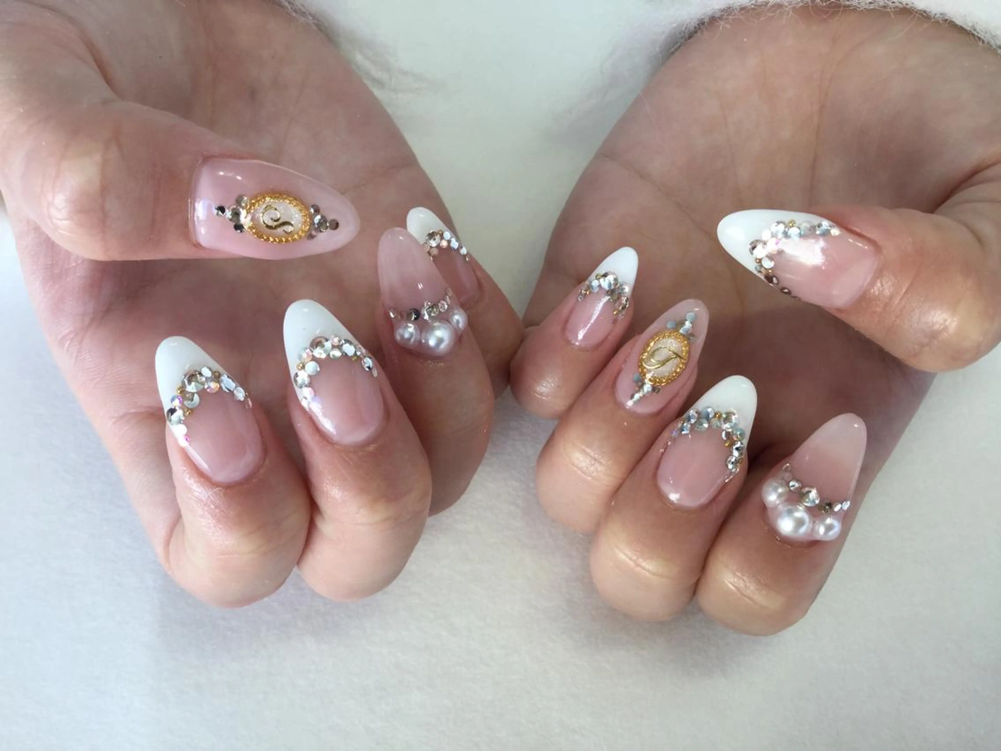 ネイル 💎🐰 saki. m 🐰💎のネイルデザイン