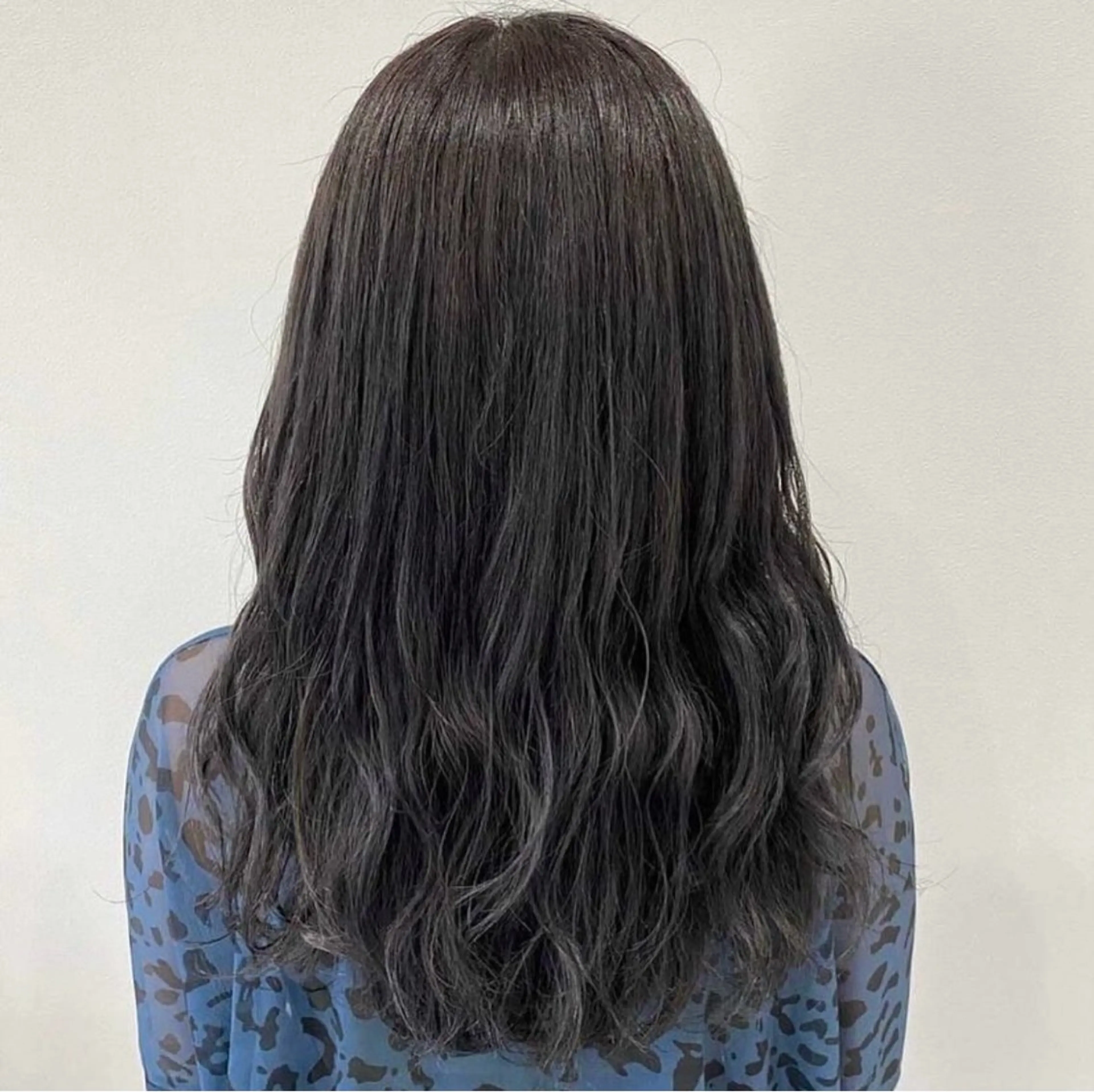 ロング カラー ヘアアレンジ 東村 桃花のヘアスタイル