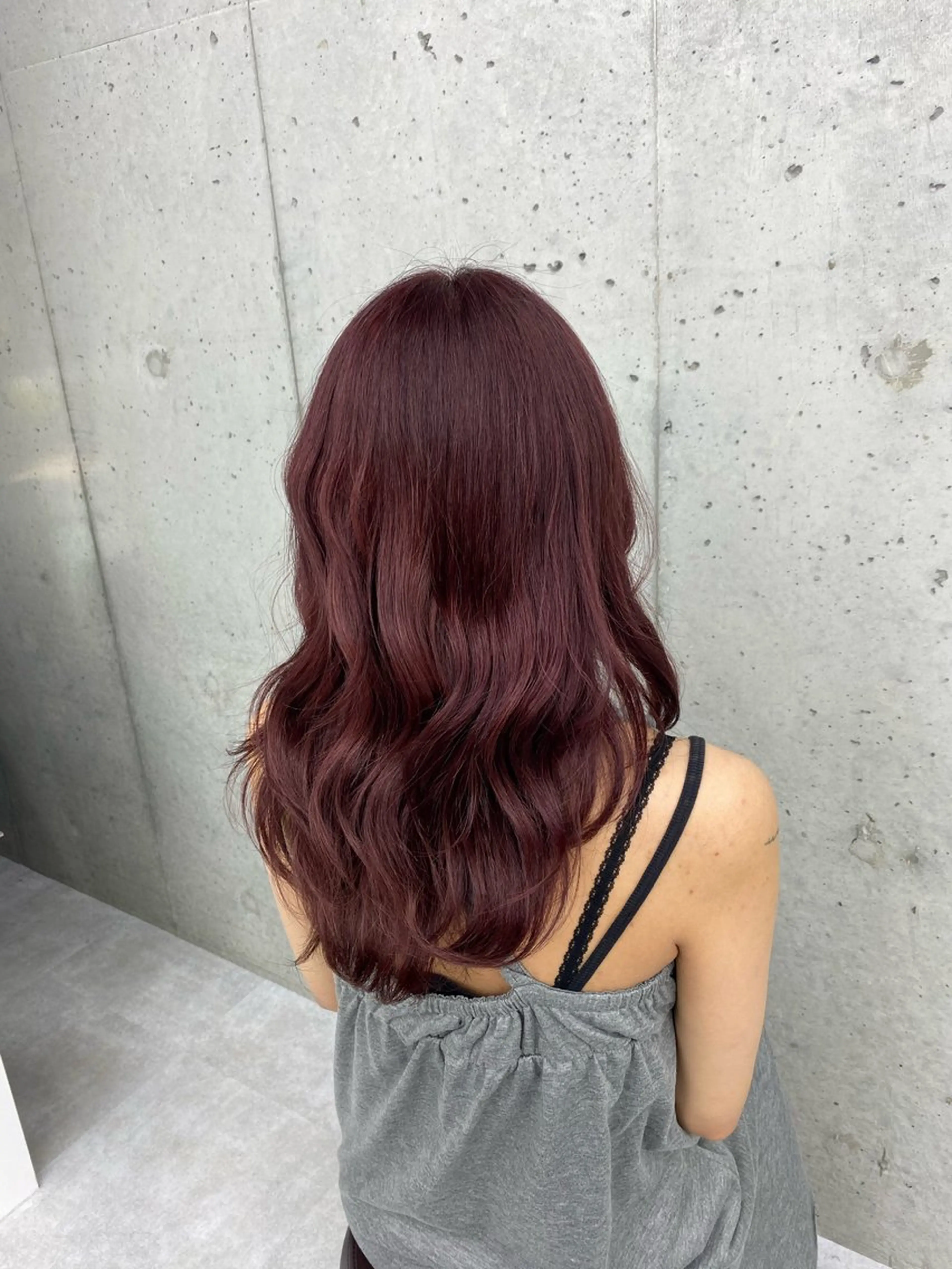 ロング mei / レイヤー 顔まわり 🤍のヘアスタイル