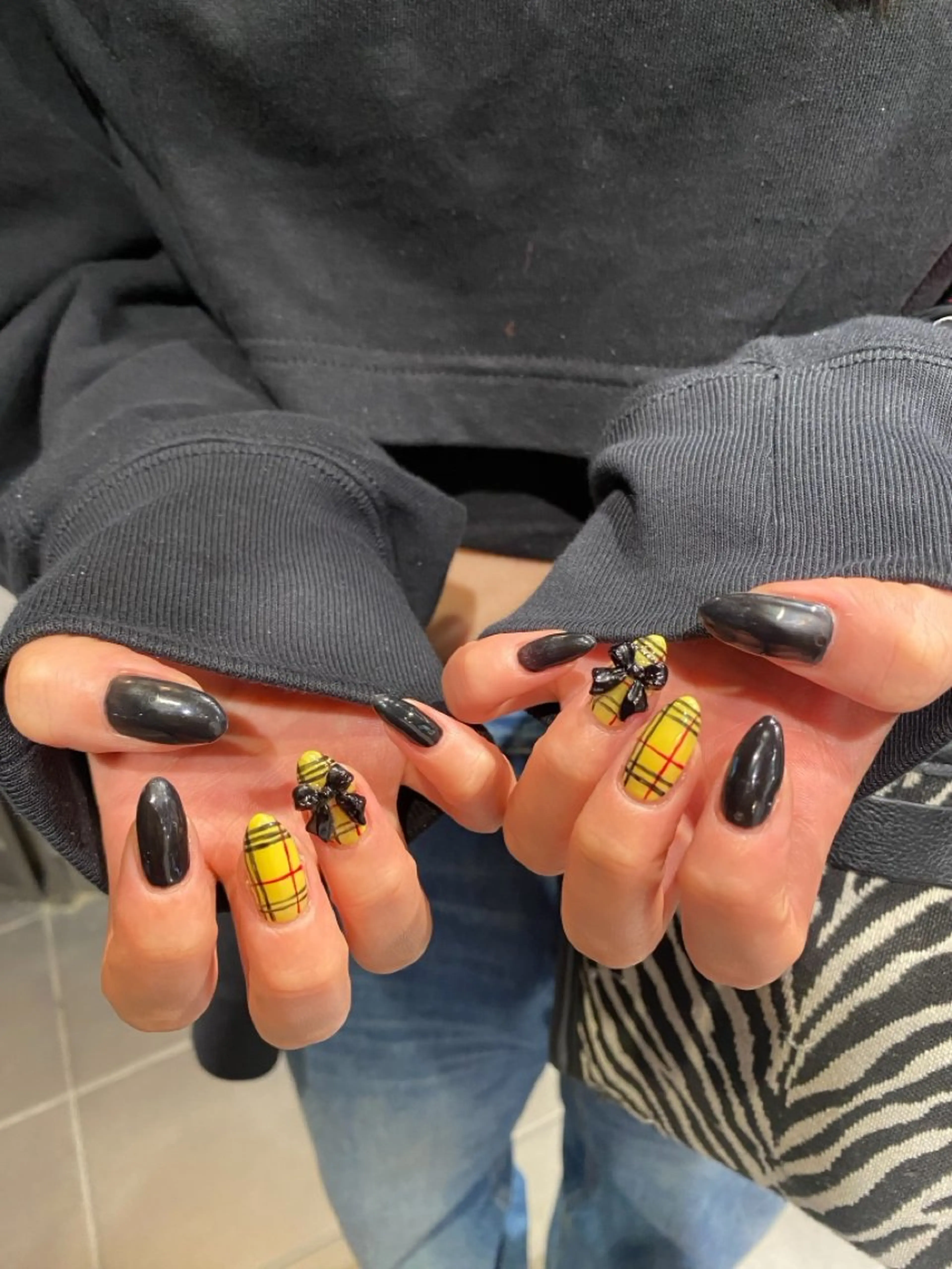 ネイル ハンドネイル ハンドケア 韓国風🤍 イワサキ　リコ🍒のヘアスタイル