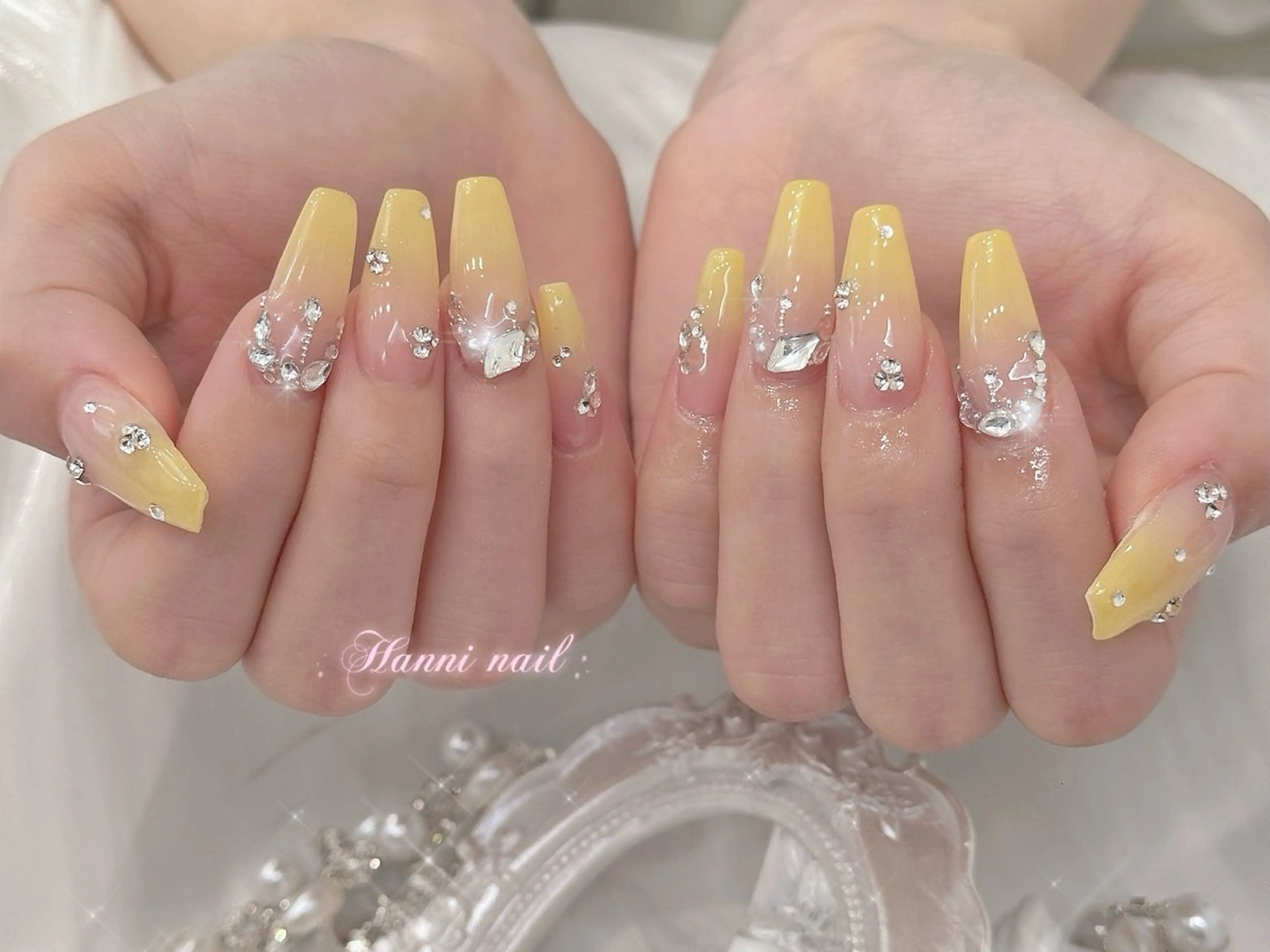 ネイル ハンドネイル Hanni ハンのネイルデザイン