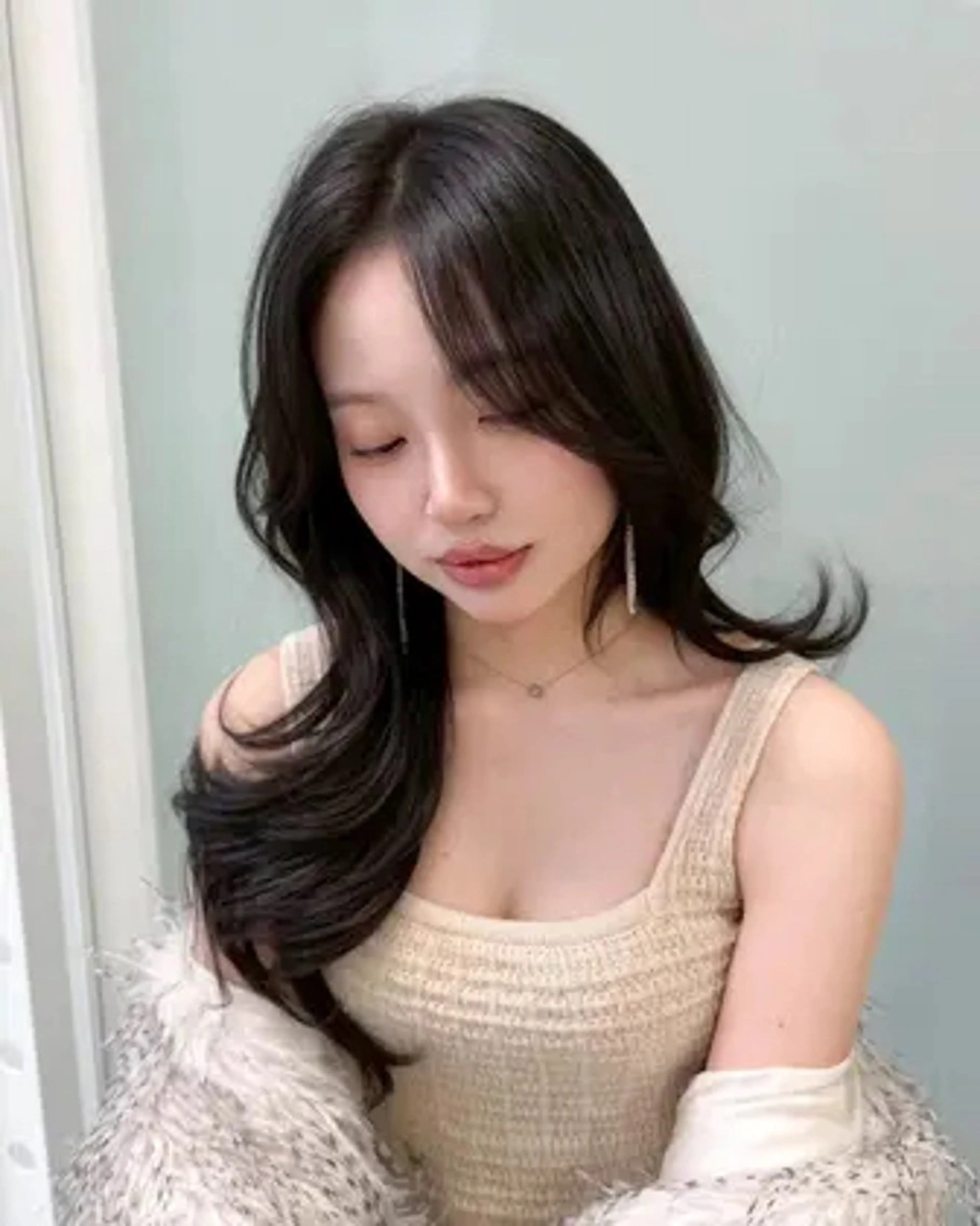 ロング レイヤーカット 透明感カラーカッチのヘアスタイル