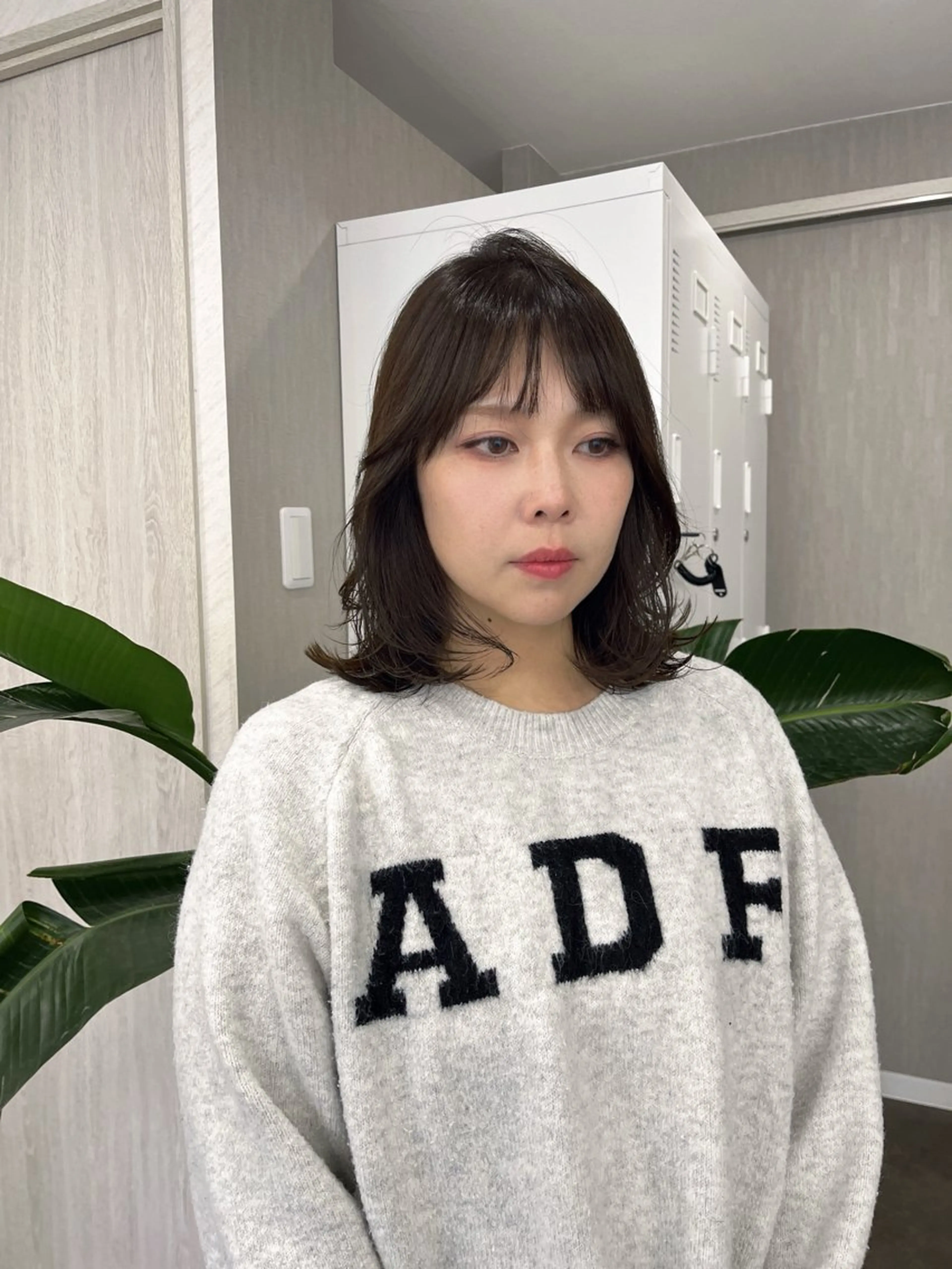 ミディアム カラー 下石怜子/レイヤー/ 透明感カラーのヘアスタイル