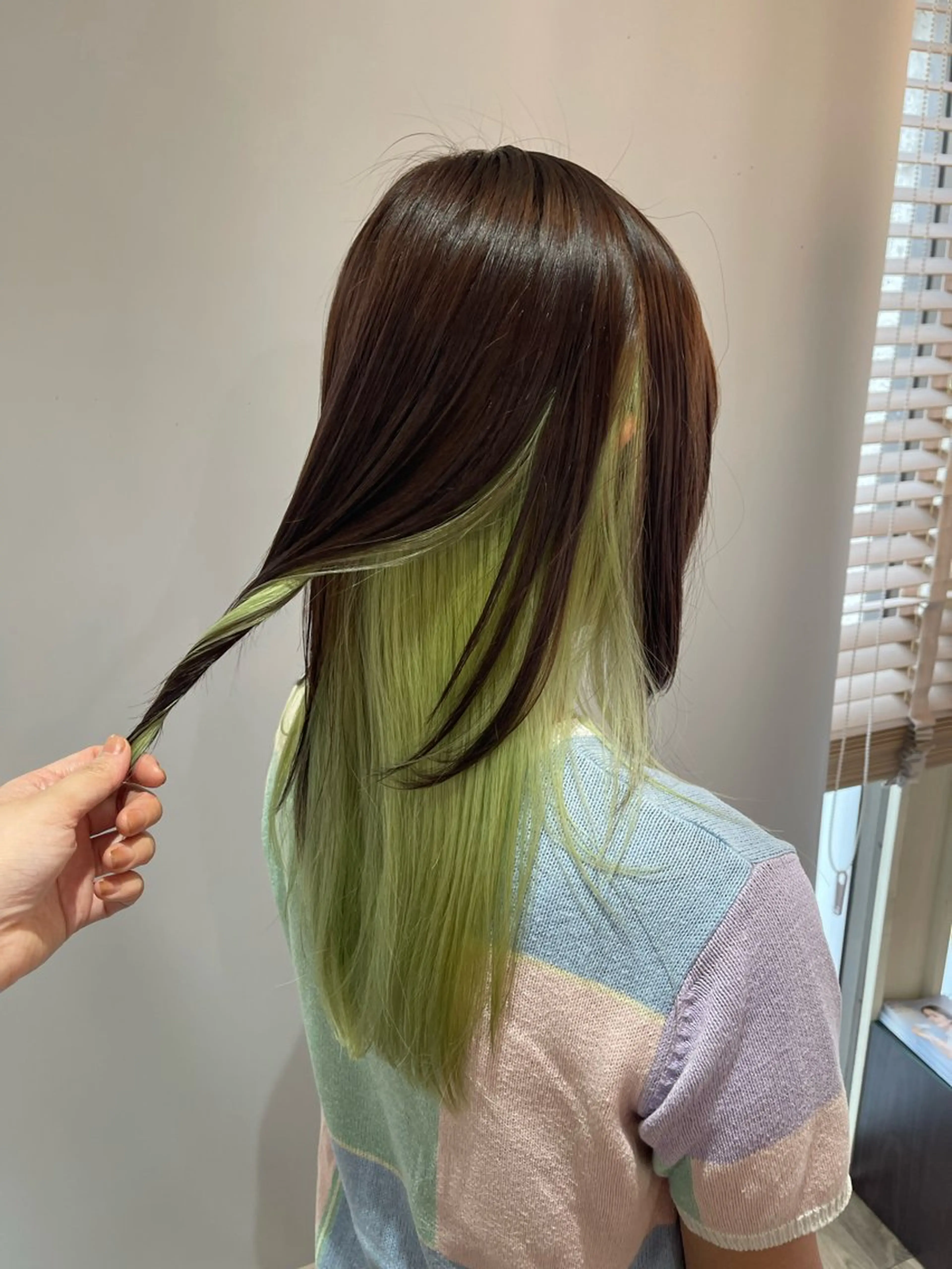 カラー ベージュカラー ヘアカラー トリートメント envogue ゆりのヘアスタイル