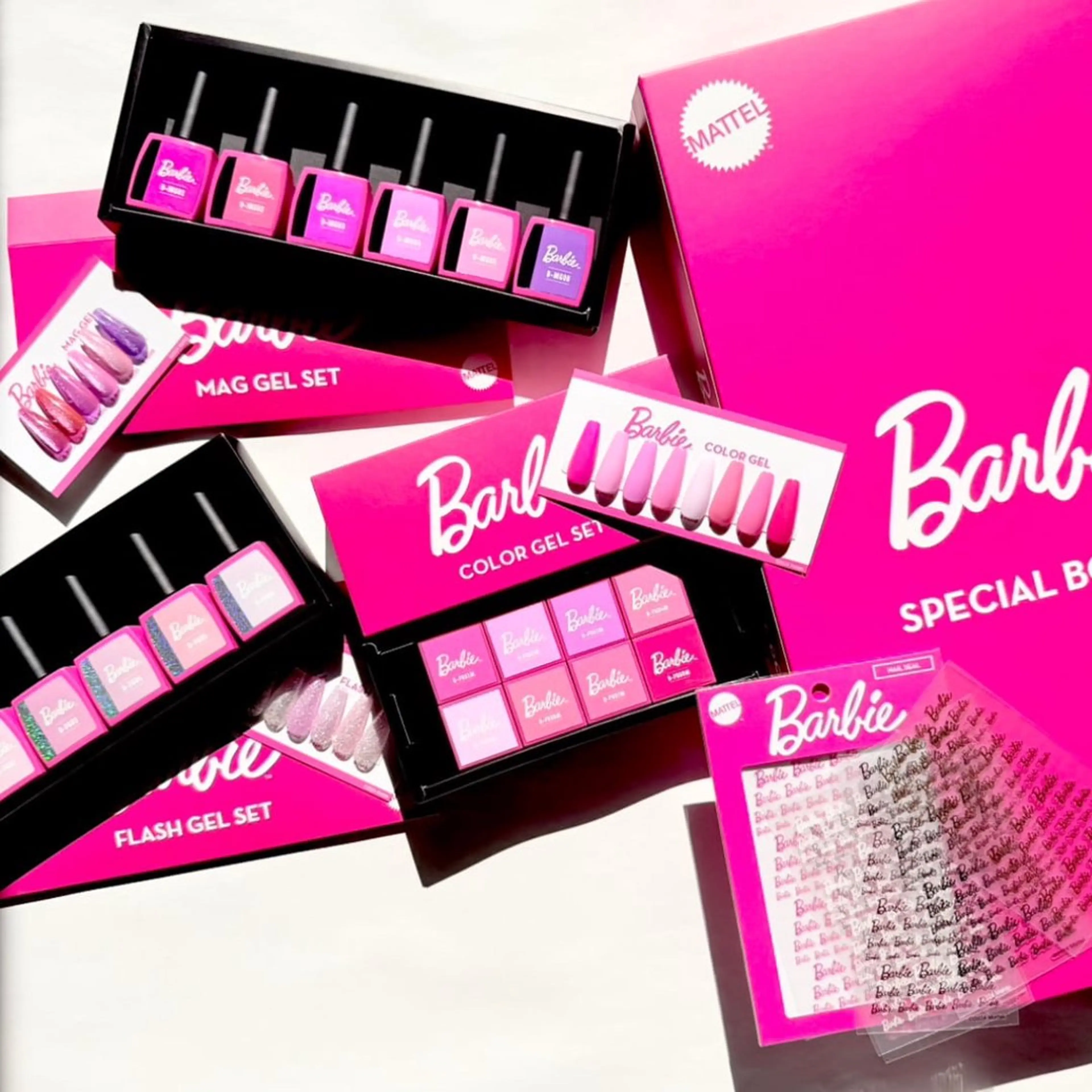 ネイル ジェルネイル ニュアンスネイル ピンク シンプルネイル ハンドネイル Bavardage Nailのネイルデザイン