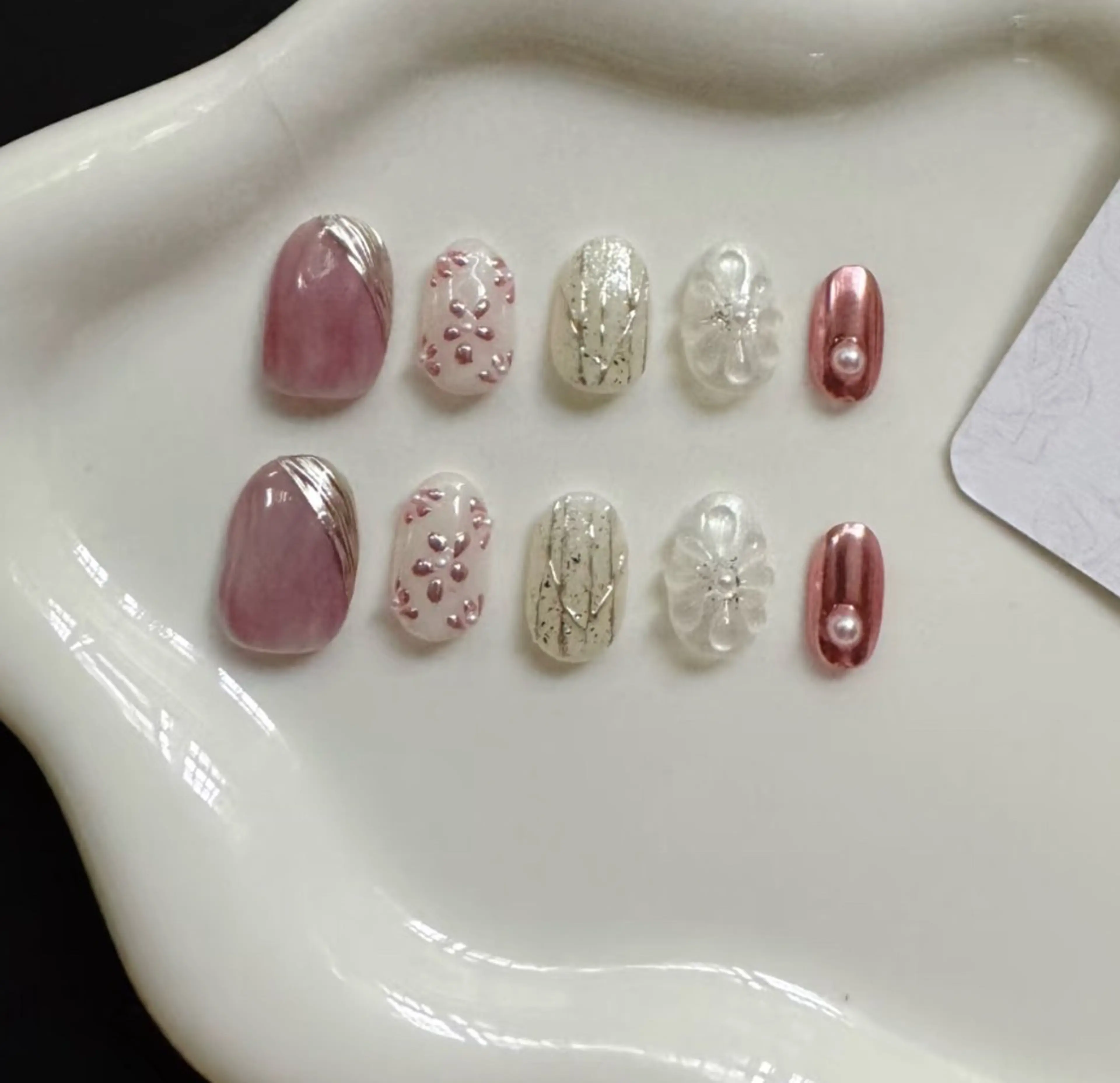 ネイル ハンドネイル Pure&Rich Nailのネイルデザイン