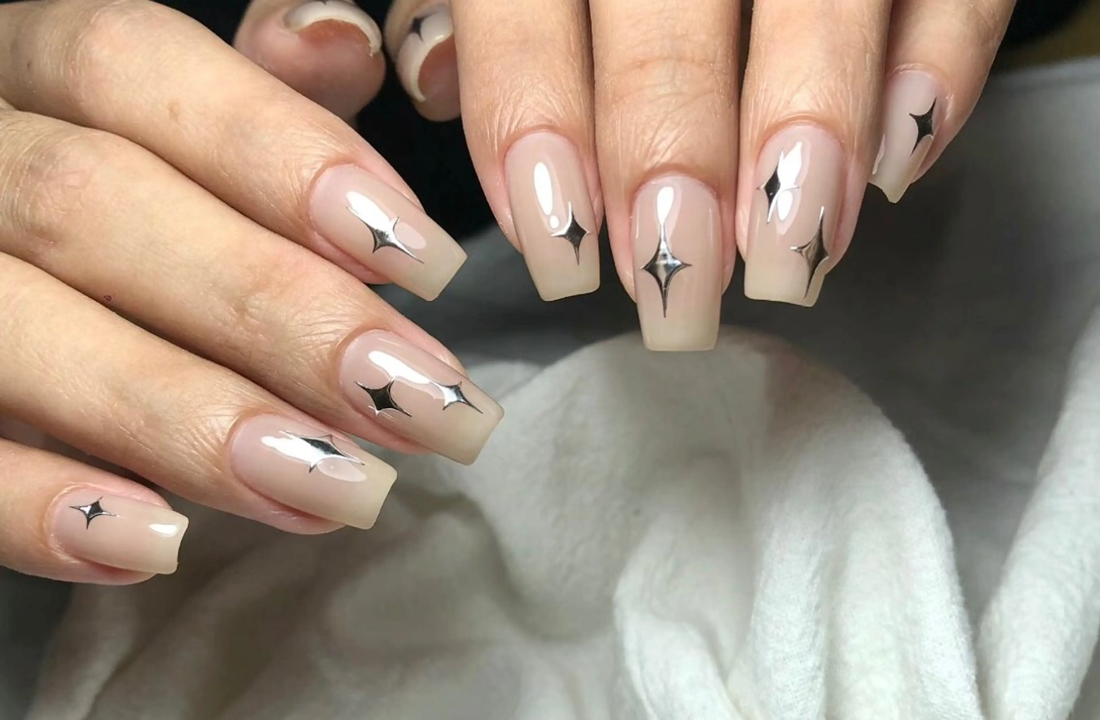 ネイル ハンドネイル エリ🫧 nail池袋東口のネイルデザイン
