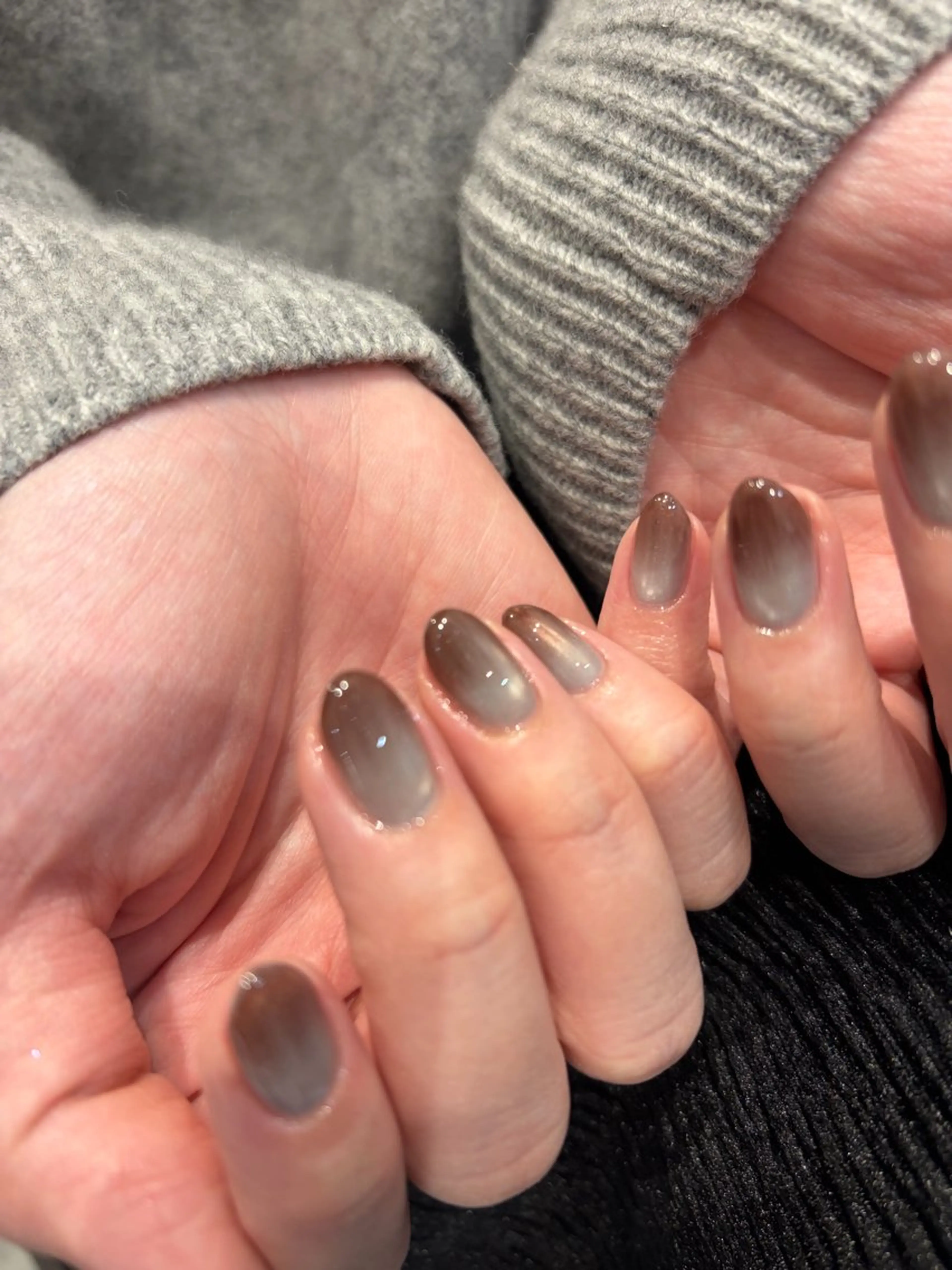 ネイル グラデーション マグネットネイル ハンドネイル NORA nail UMEDA MAIのネイルデザイン