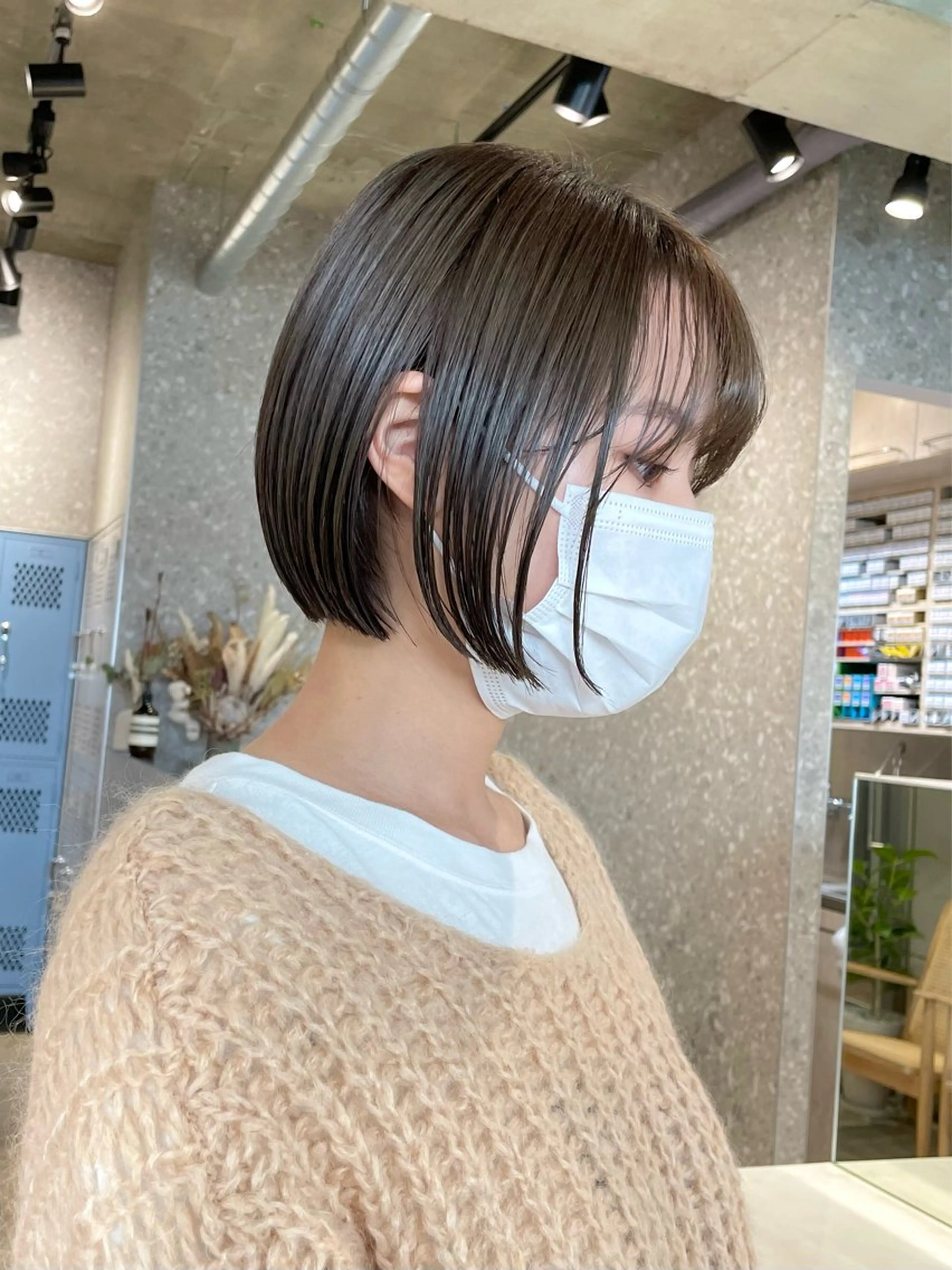 ショート ⭐ハイトーンブリーチ ミルクティーピンクのヘアスタイル