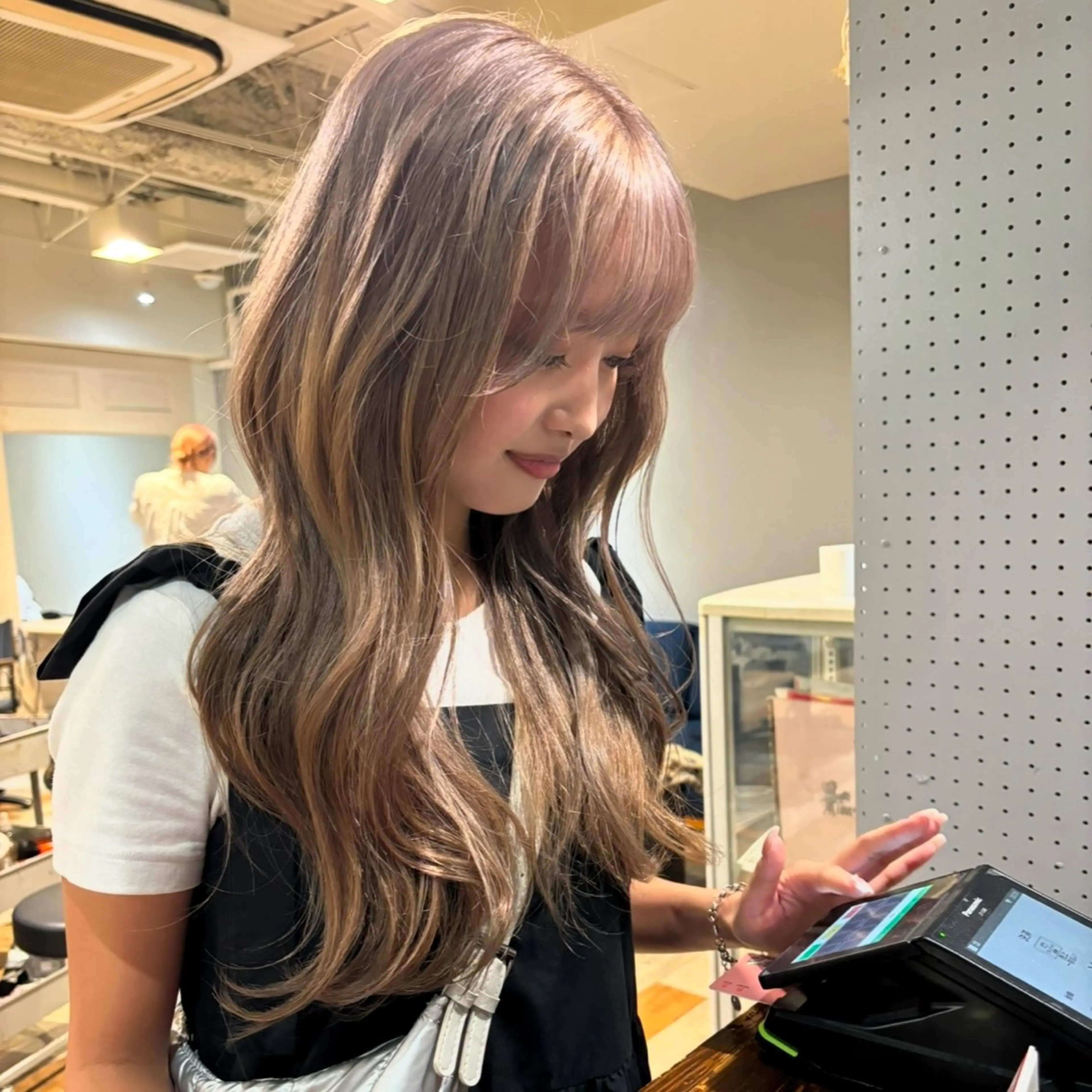 ミディアム カラー ブリーチなしベージュ カラー✨Takeのヘアスタイル