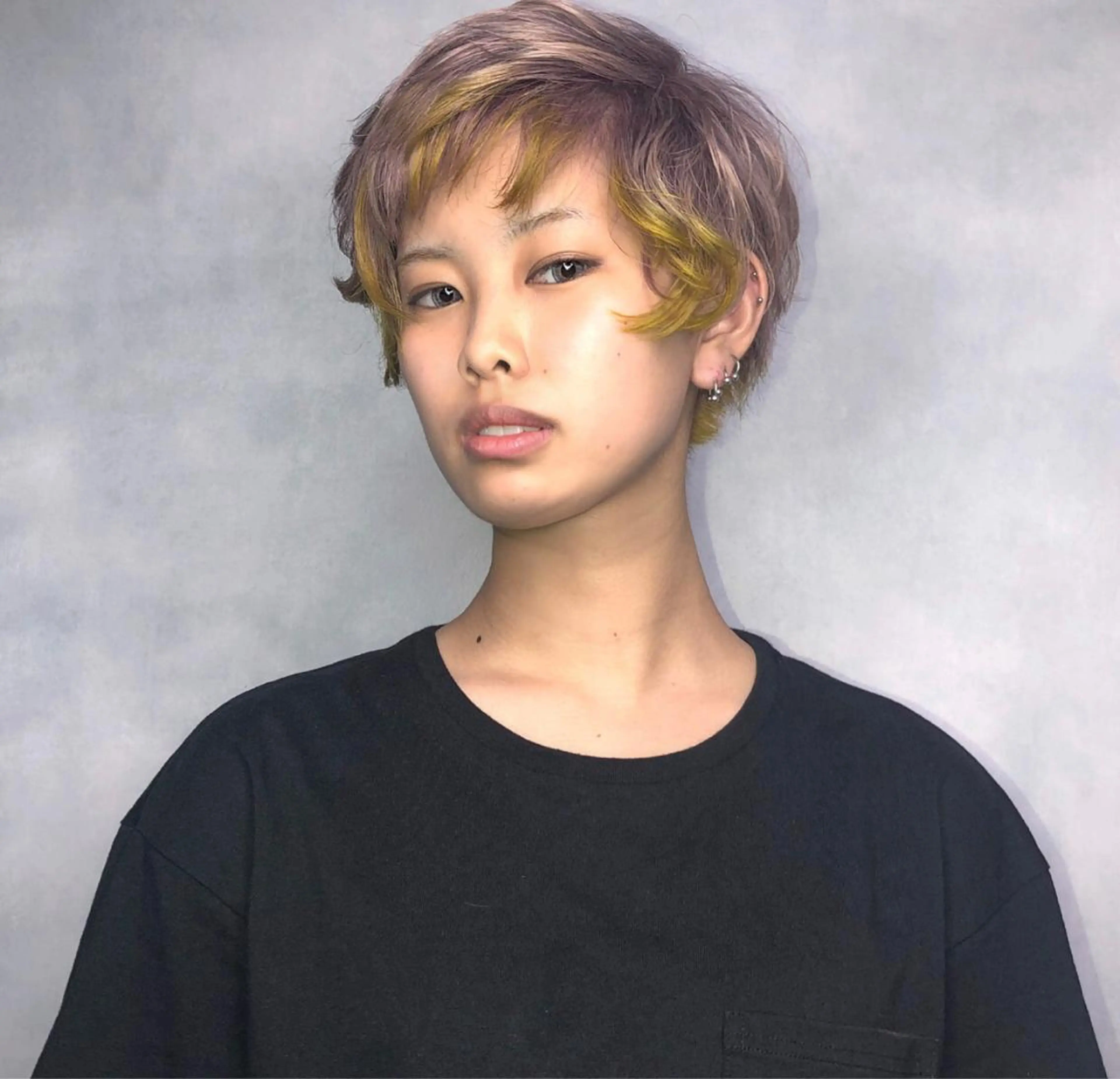 ショート カラー デザインカラー ショートヘア ウルフカット ORIKA 美容室のヘアスタイル