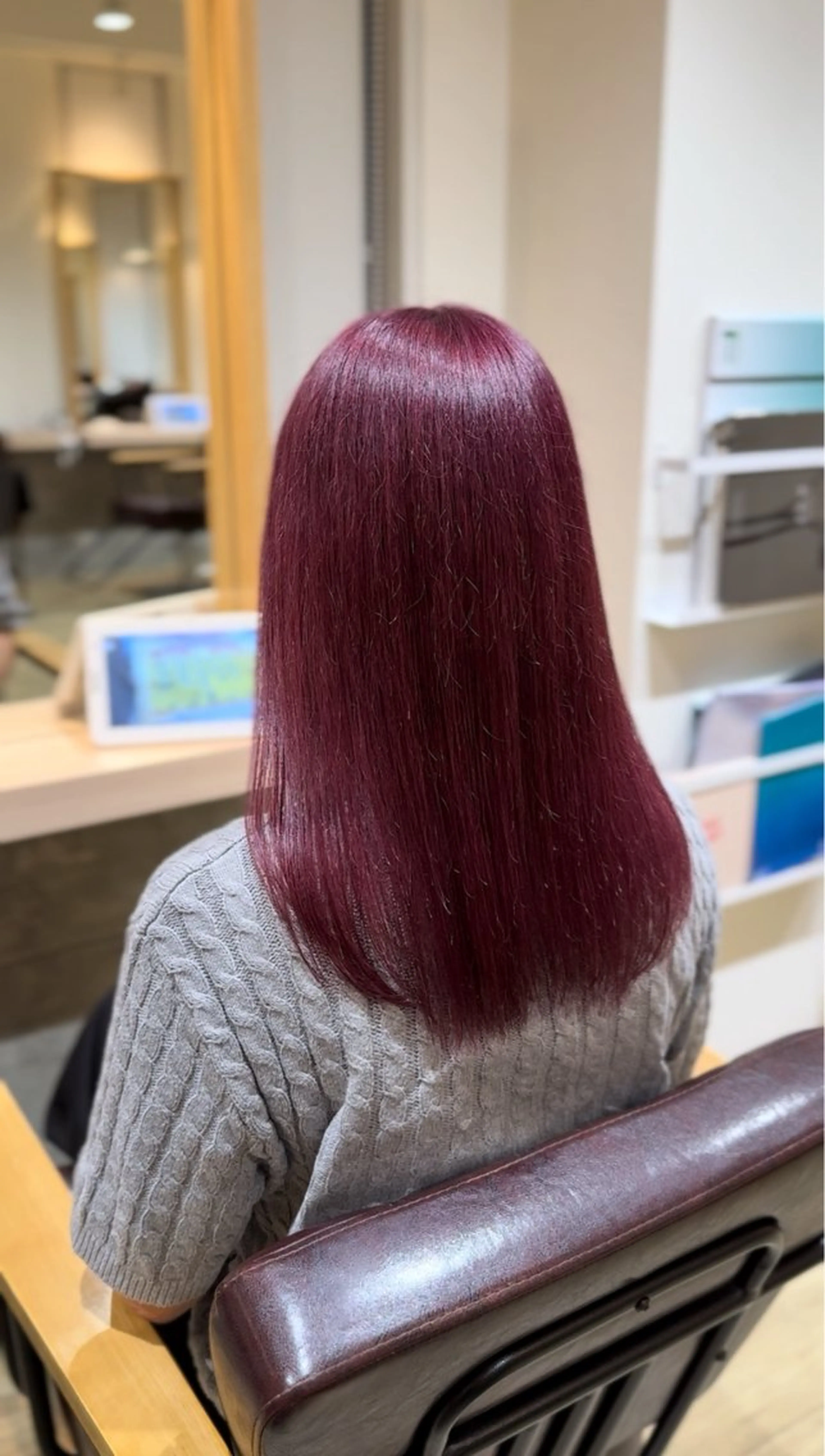 セミロング 暖色/レイヤーカット /シマダアミのヘアスタイル