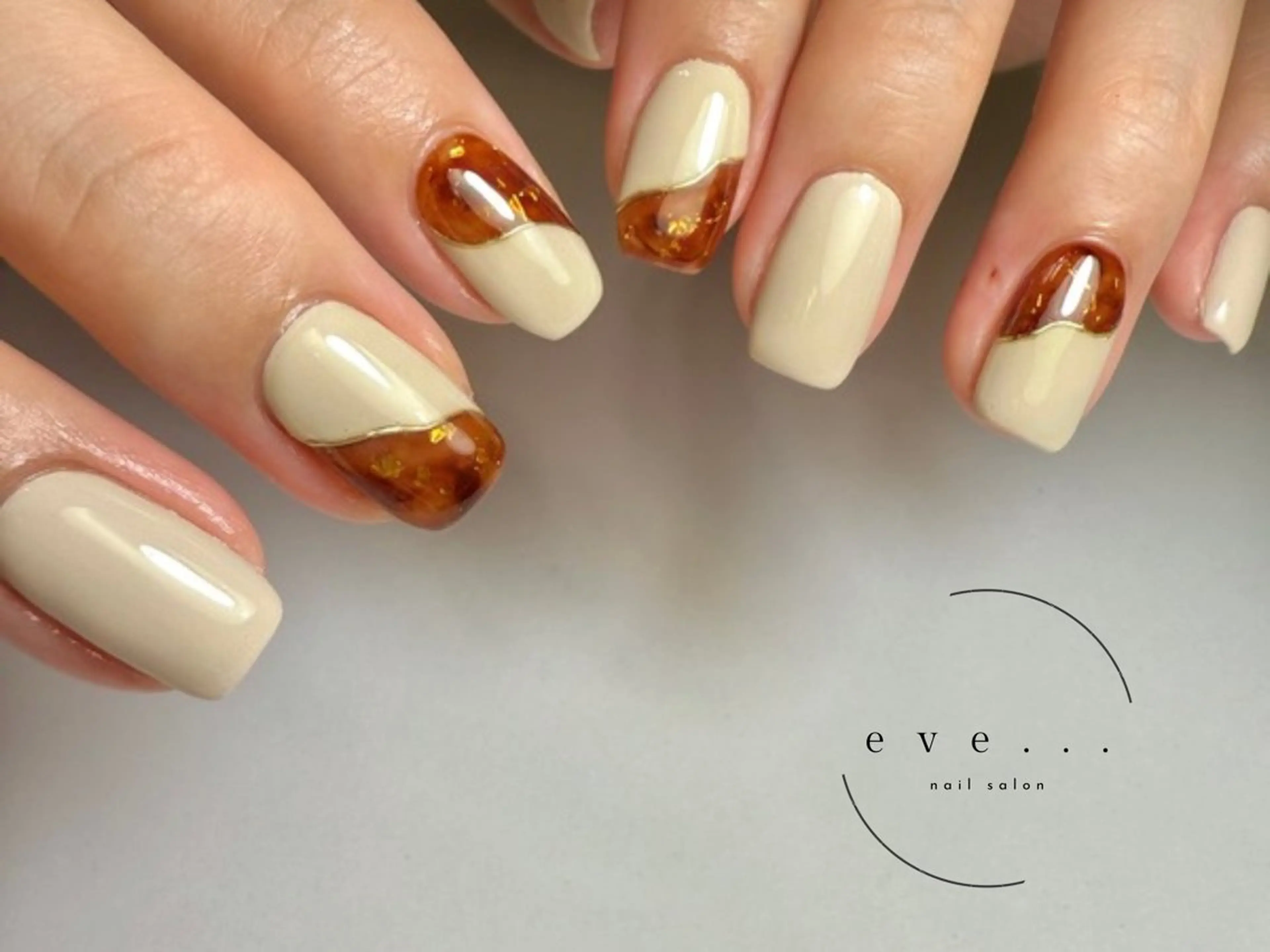 ネイル べっ甲ネイル ハンドネイル nail salon eve...のネイルデザイン