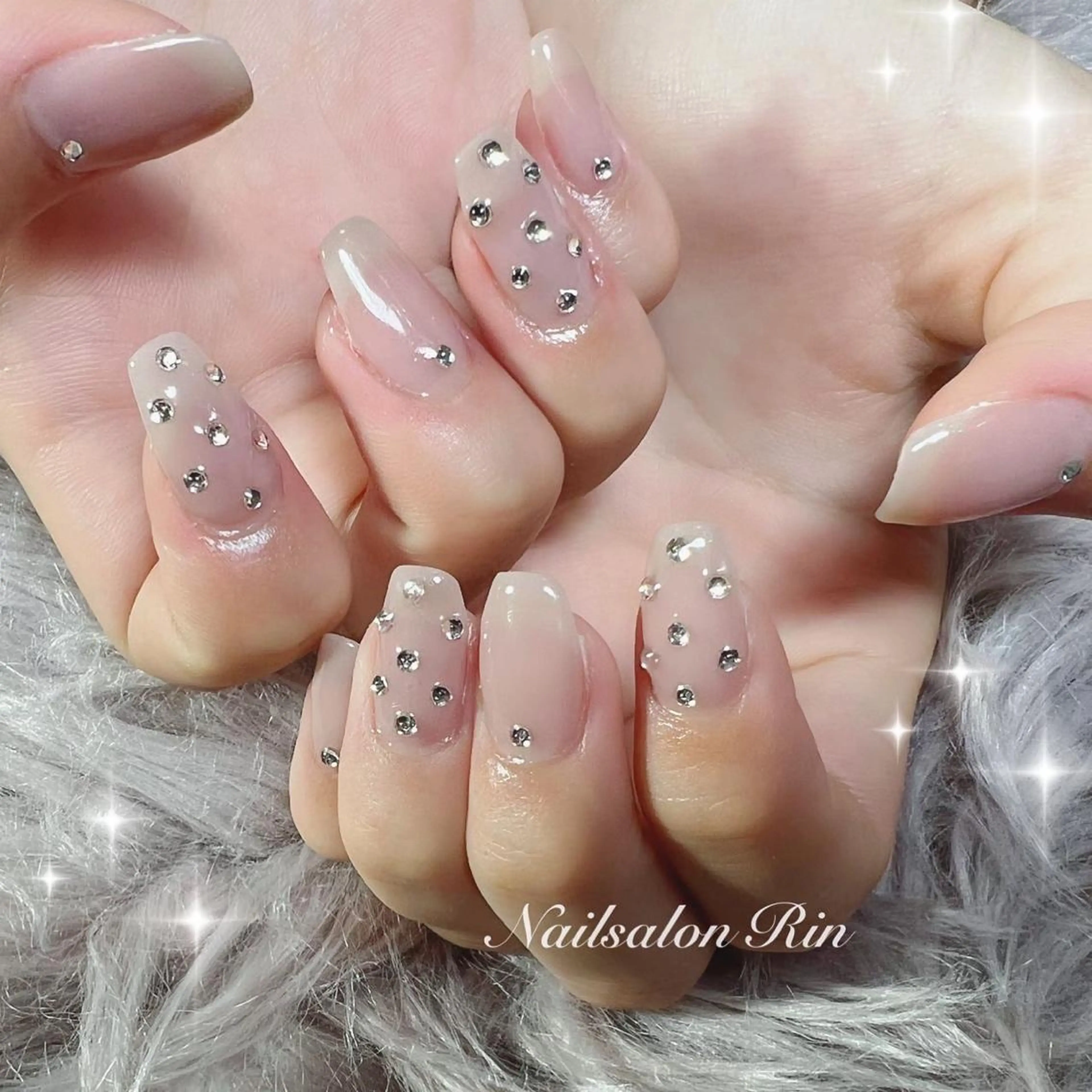 ネイル Nailsalon Rinのネイルデザイン