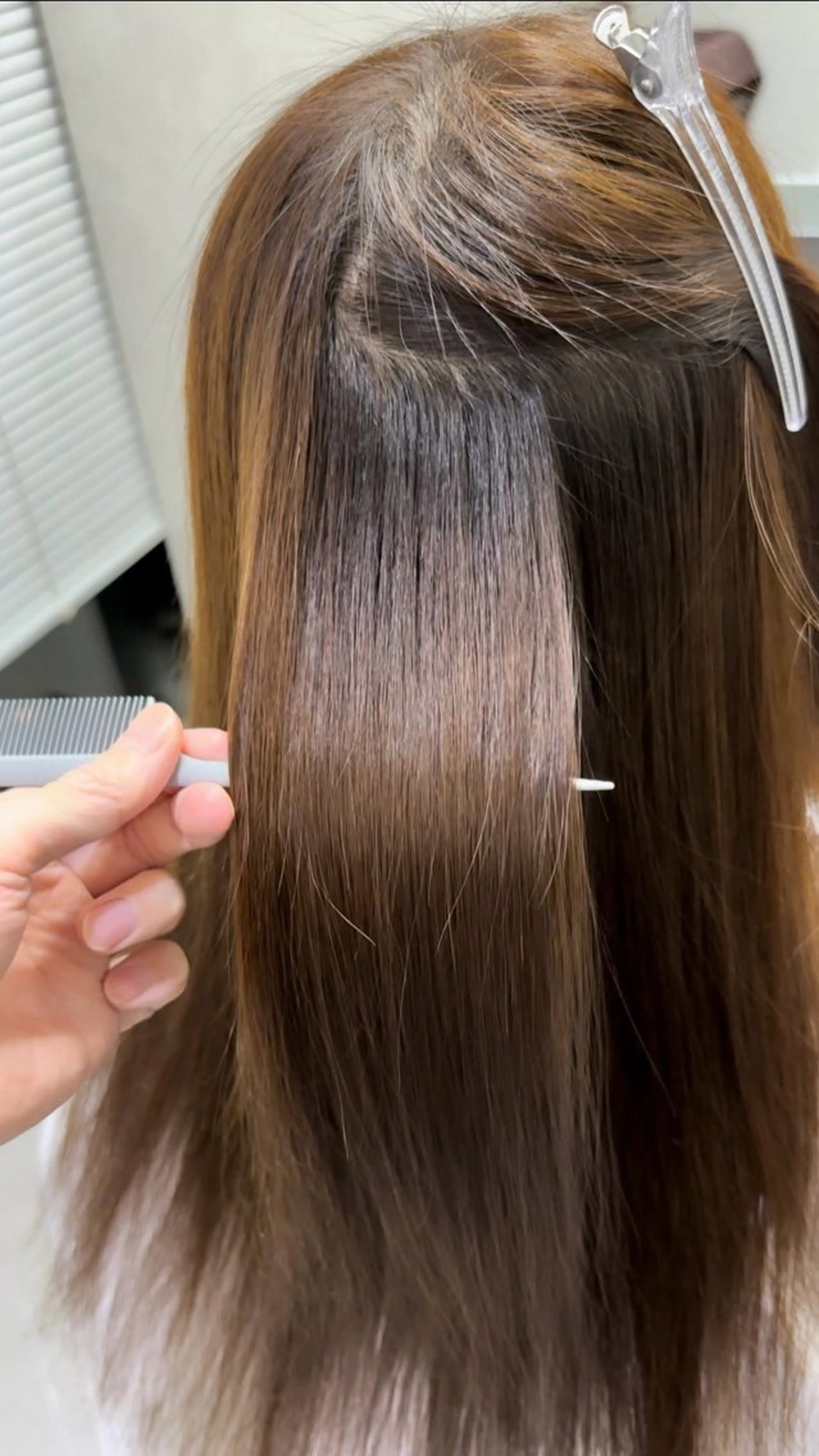 ミディアム 髪質改善×レイヤー 中村洋介のヘアスタイル