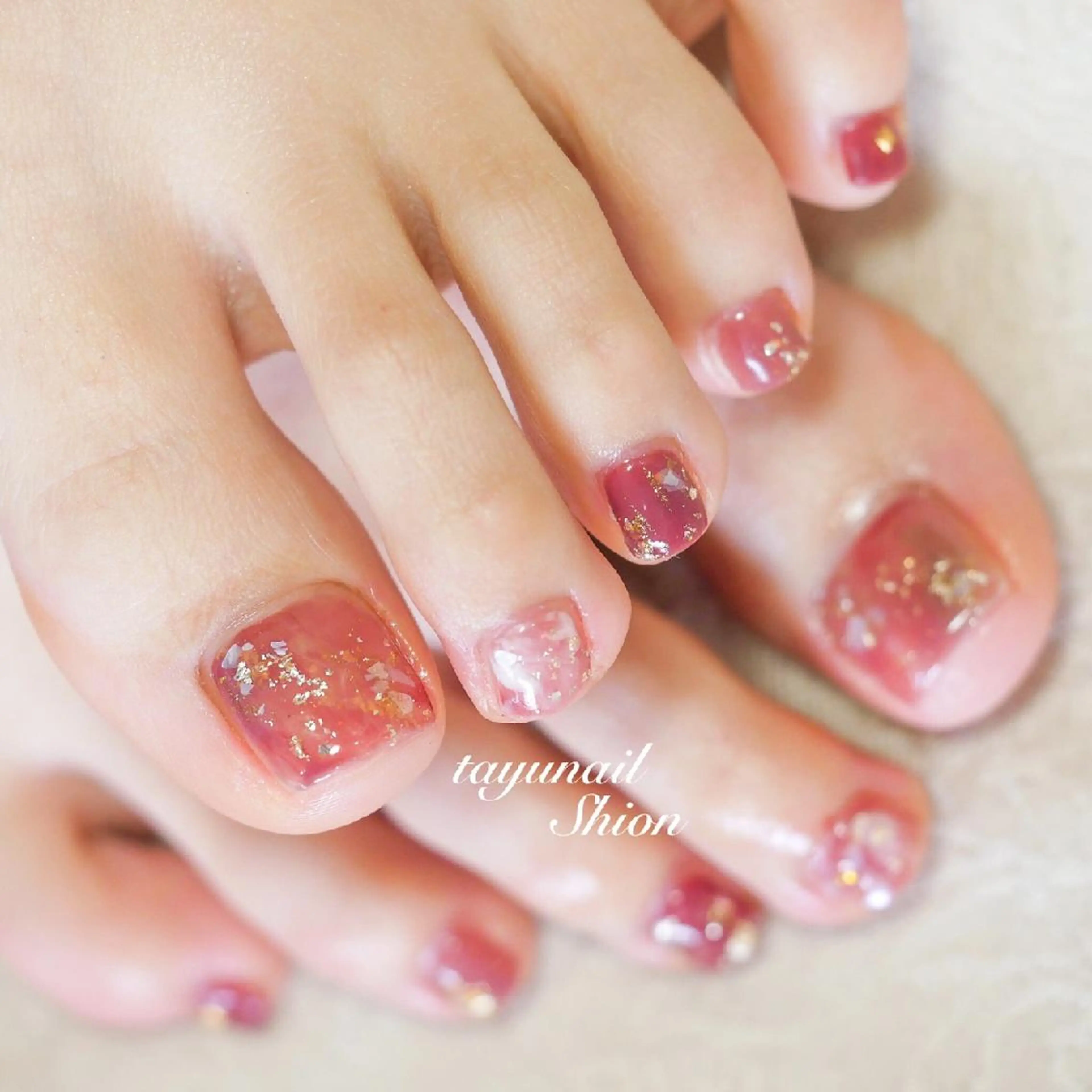 ネイル ブルー フットネイル ジェルネイル ニュアンスネイル パラジェル ネイルサロン 【たゆnail】のネイルデザイン
