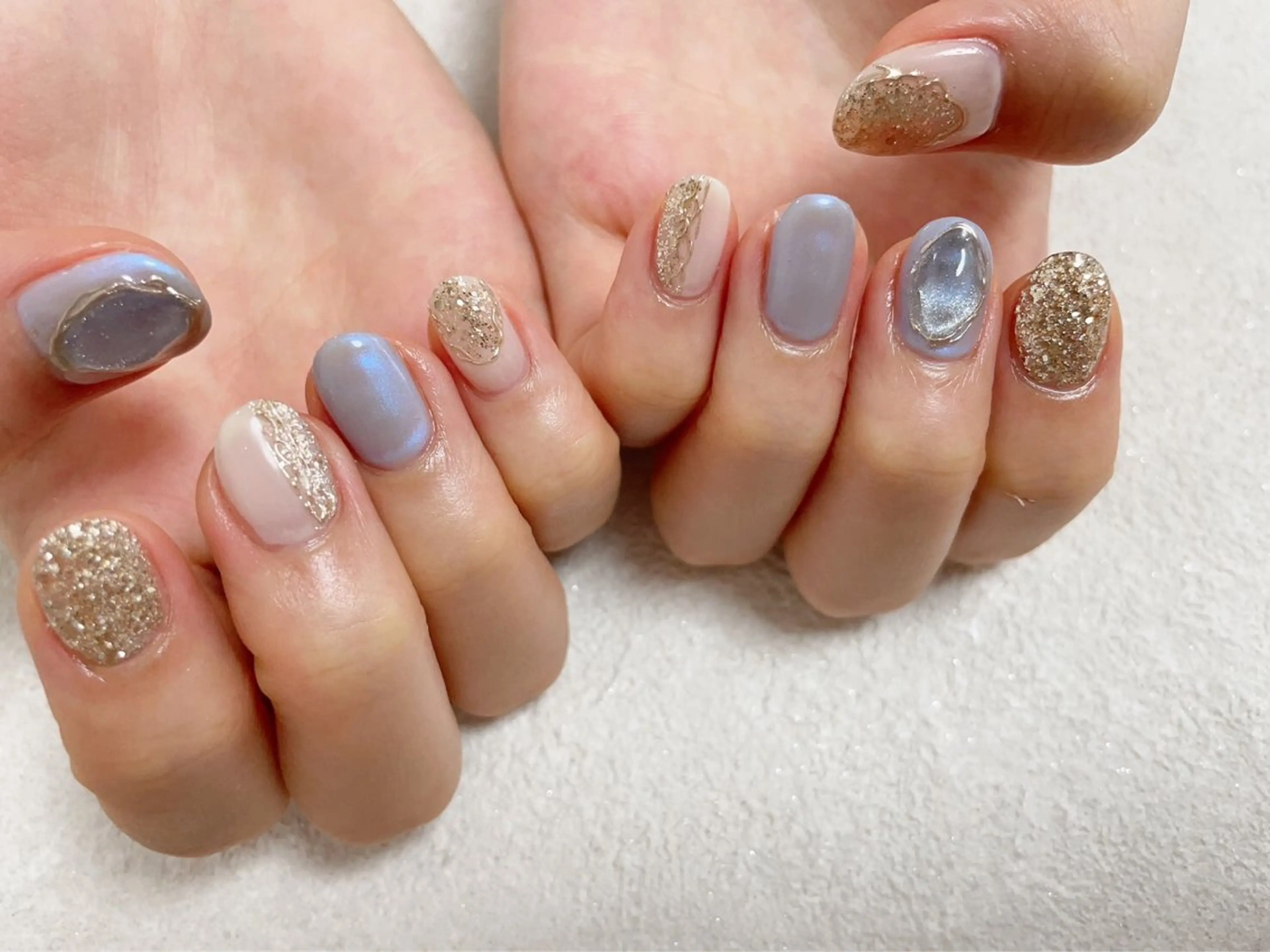 ネイル オーロラネイル フラワーネイル フットネイル フレンチネイル ジェルネイル mogunail &blowのネイルデザイン