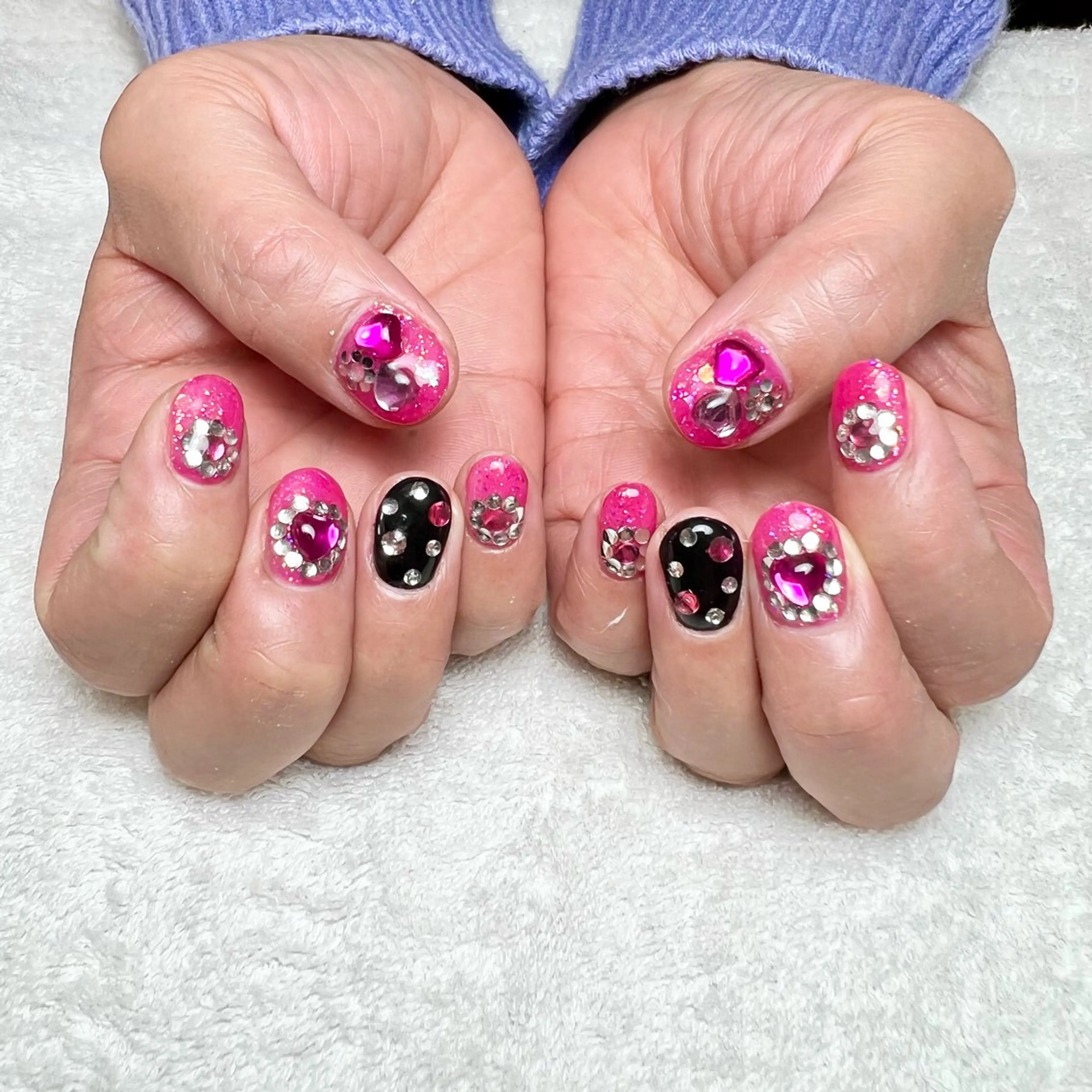 ネイル ハート キラキラネイル ハンドネイル COCO+所属・COCO +のエステ・リラクイメージ